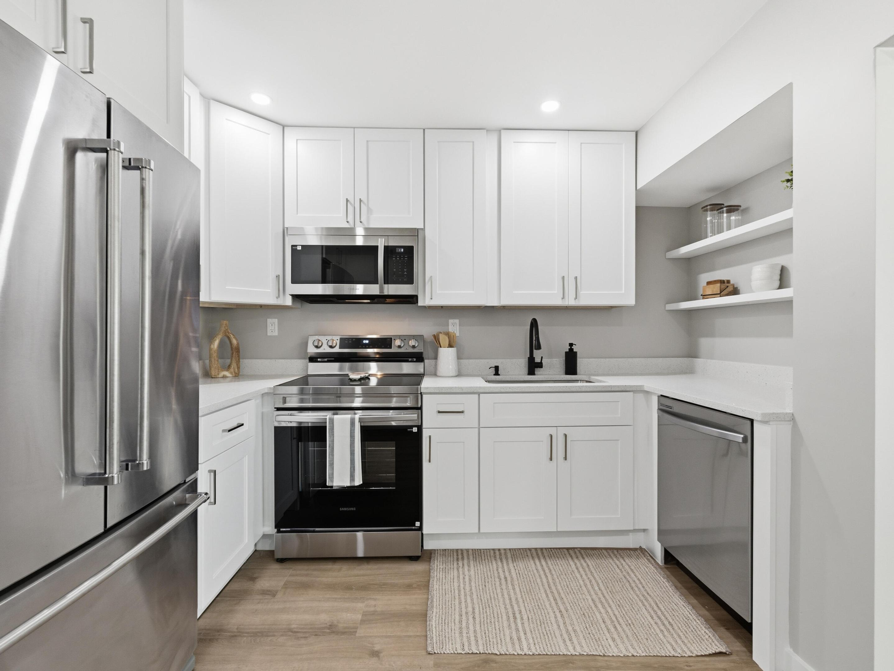 1017 Riverwood Ln-12
