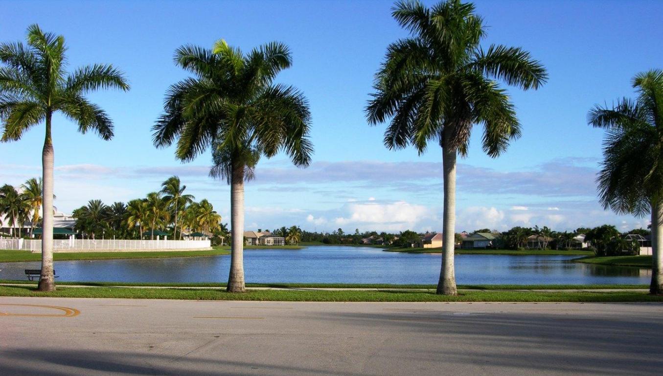 3-Lake near clubhouse