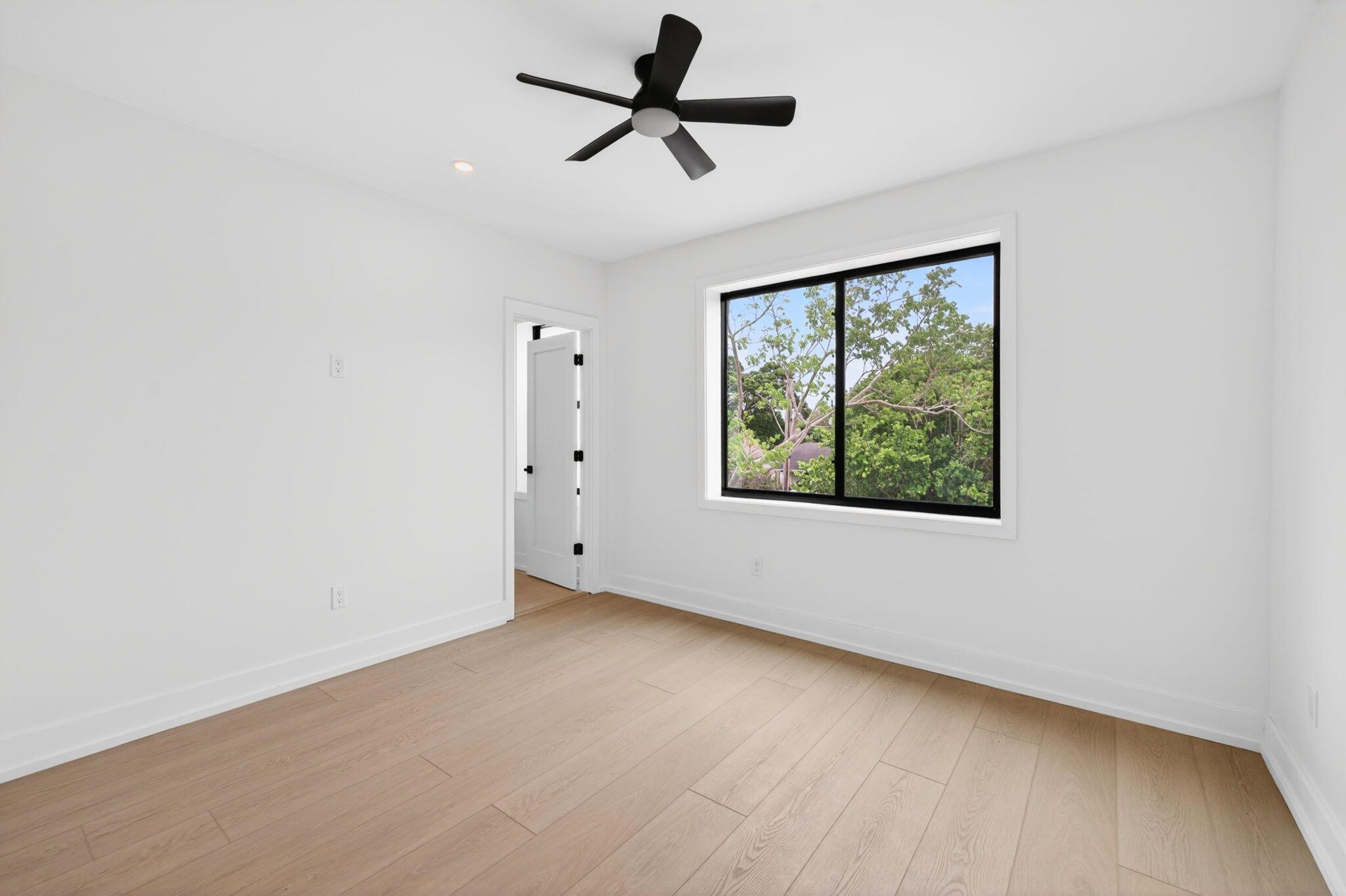 43-web-or-mls-699A8885