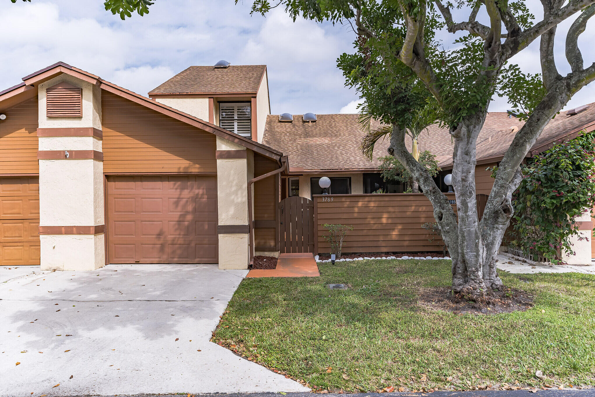 3789 Blue Ridge Rd - 2 story townhome with 1 car garage