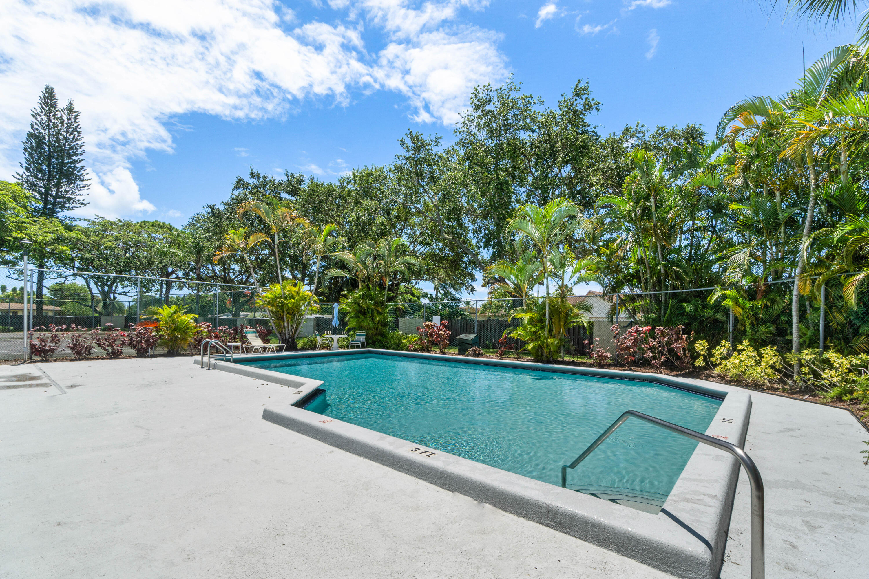 Timberline Community Pool