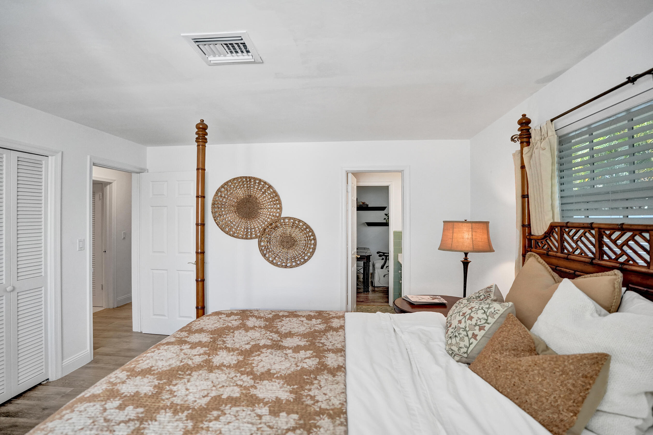 Bedroom 2 connects to "jack and Jill" bath