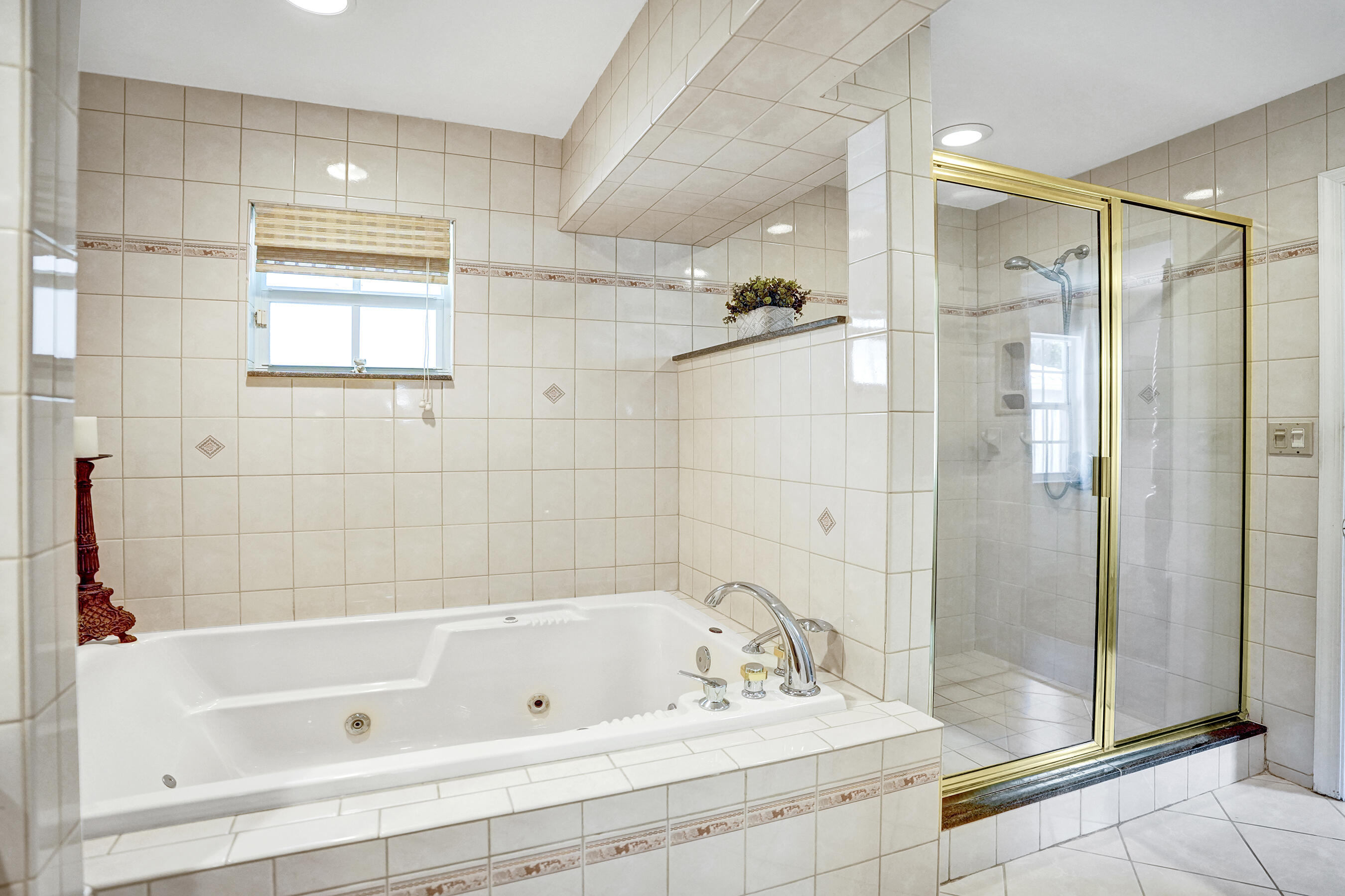 Master Bath-very large and hard to properly photograph