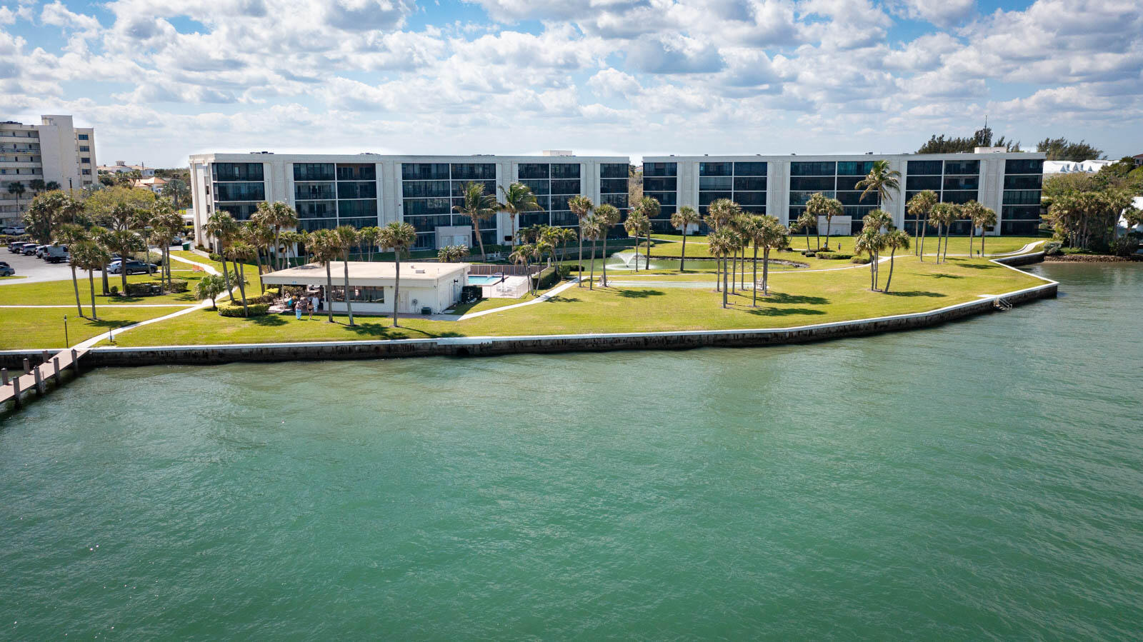 300 Intracoastal Place Apt 203-37