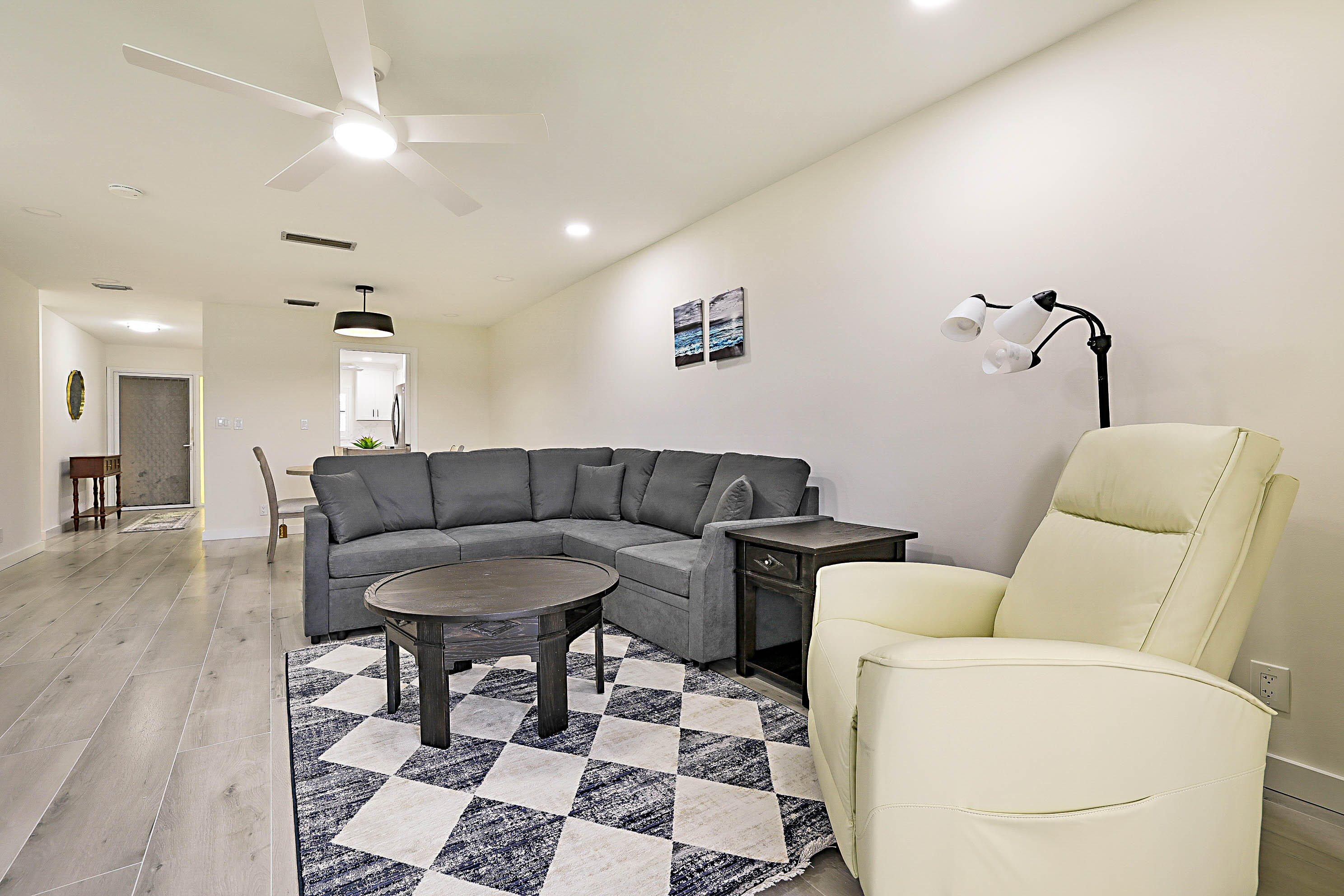 300 Intracoastal Place Apt 203-5 300 Intracoastal Place Apt 203-5