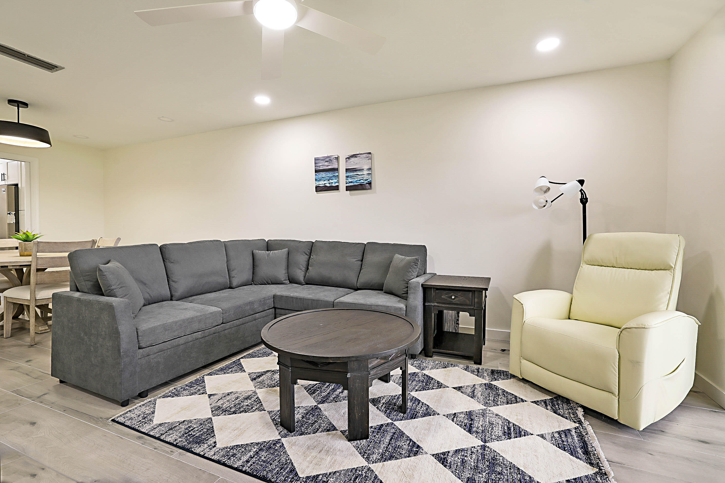 300 Intracoastal Place Apt 203-4 300 Intracoastal Place Apt 203-4