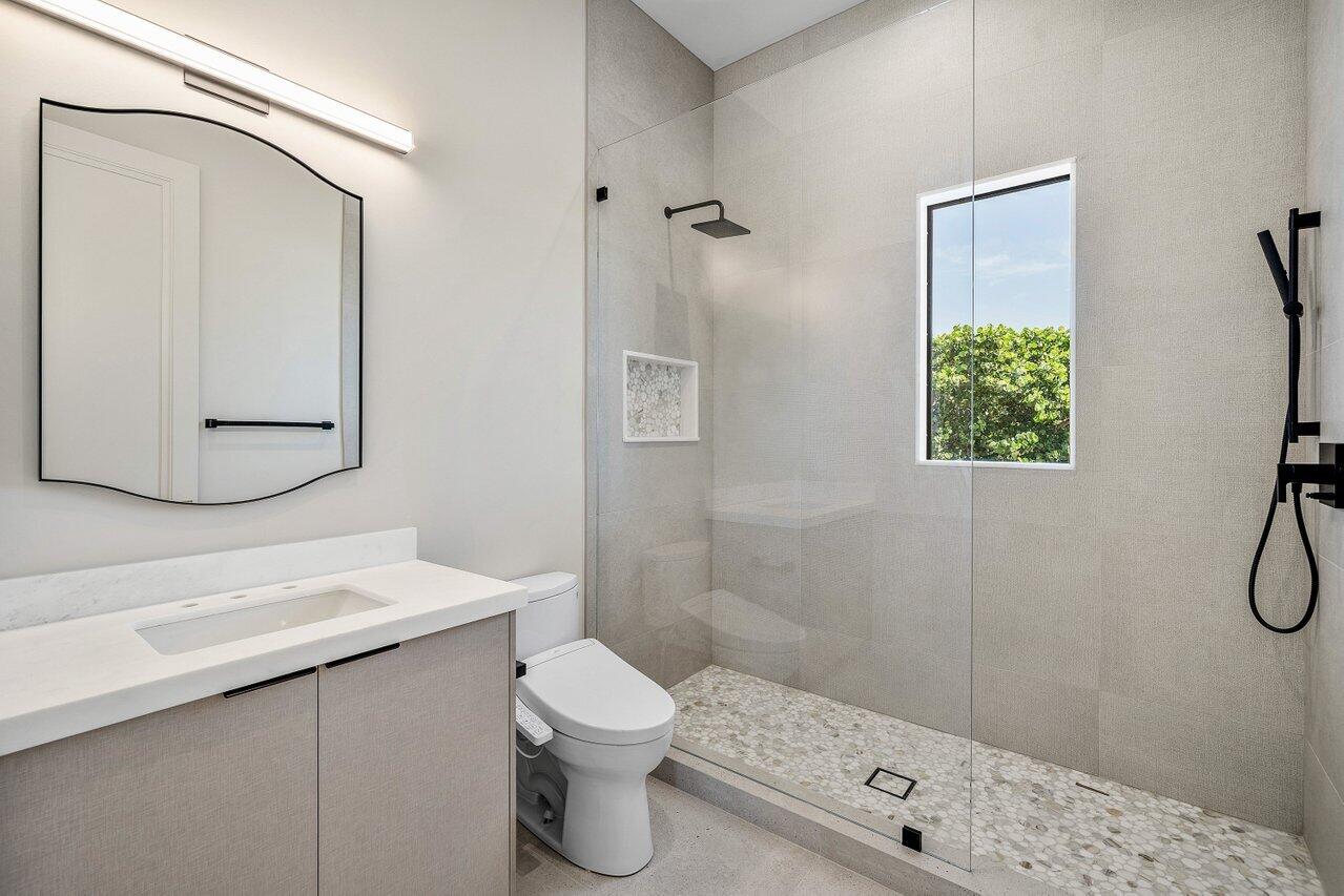 053-7935SouthFlaglerDrive-WestPalmBeach-