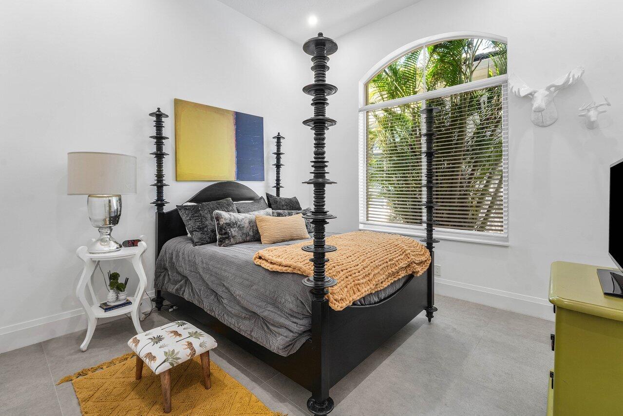 En-Suite Guest Bedroom