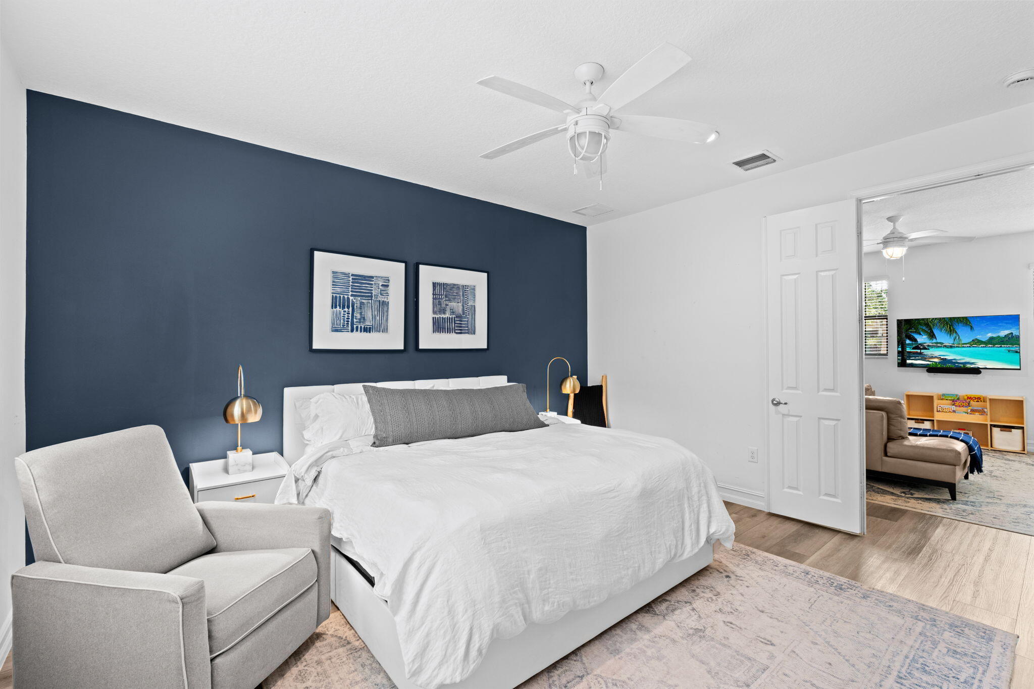 27-web-or-mls-A7400755
