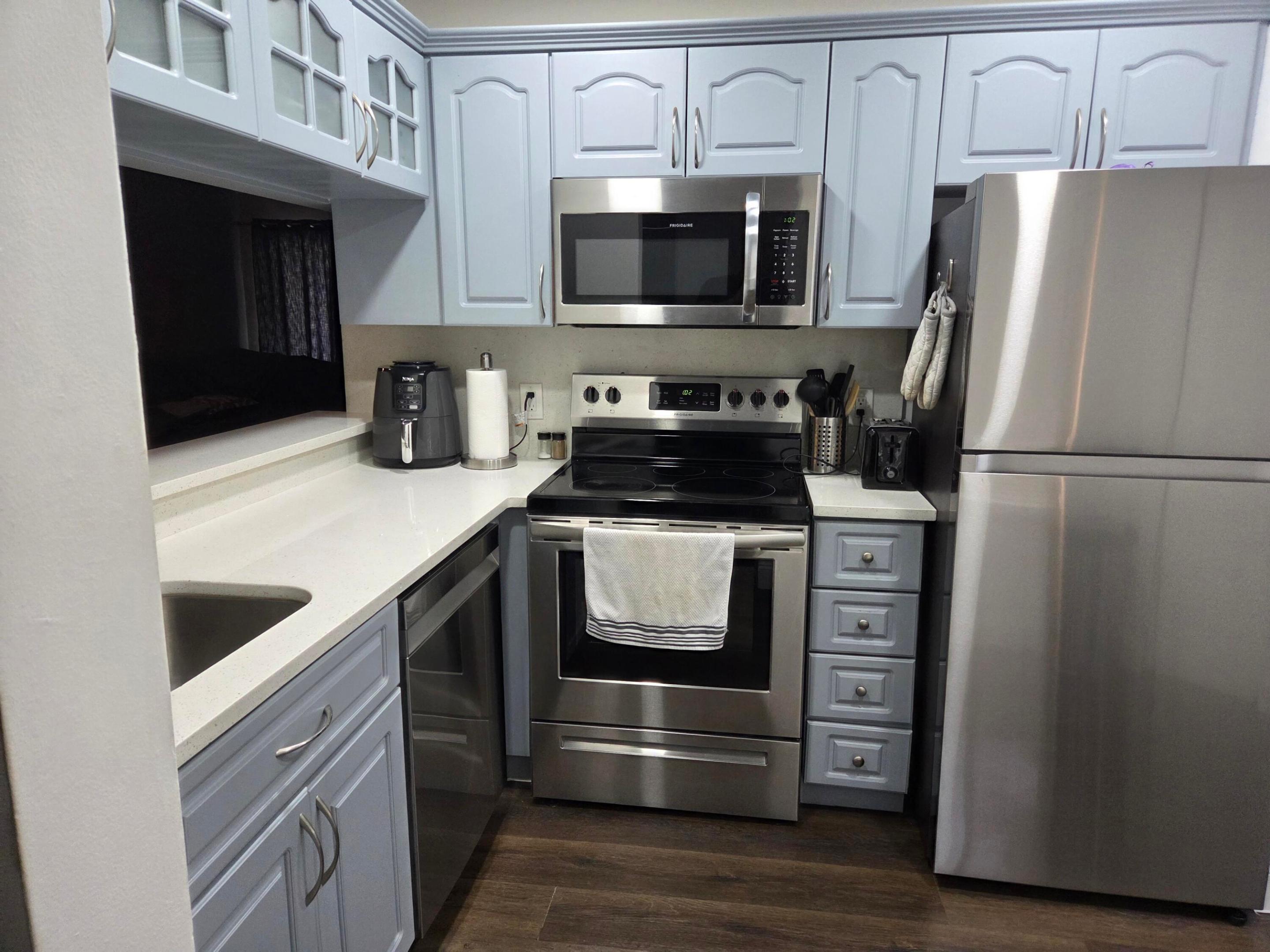 Kitchen 1