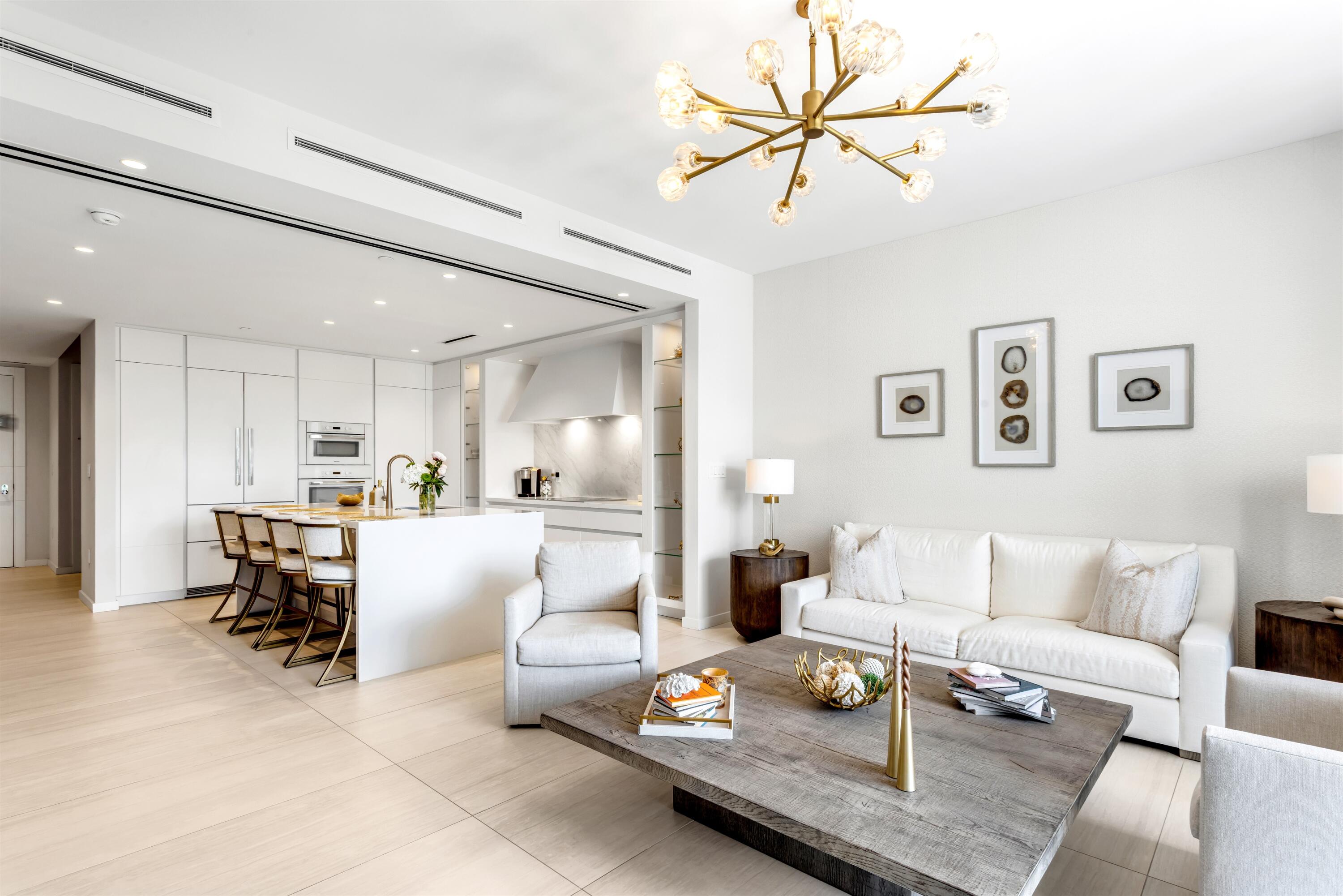 LIVING_ROOM_TO_KITCHEN