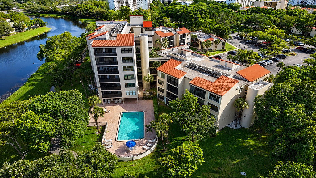 Cypress Bend Condo Complex Cypress Bend Condo Complex