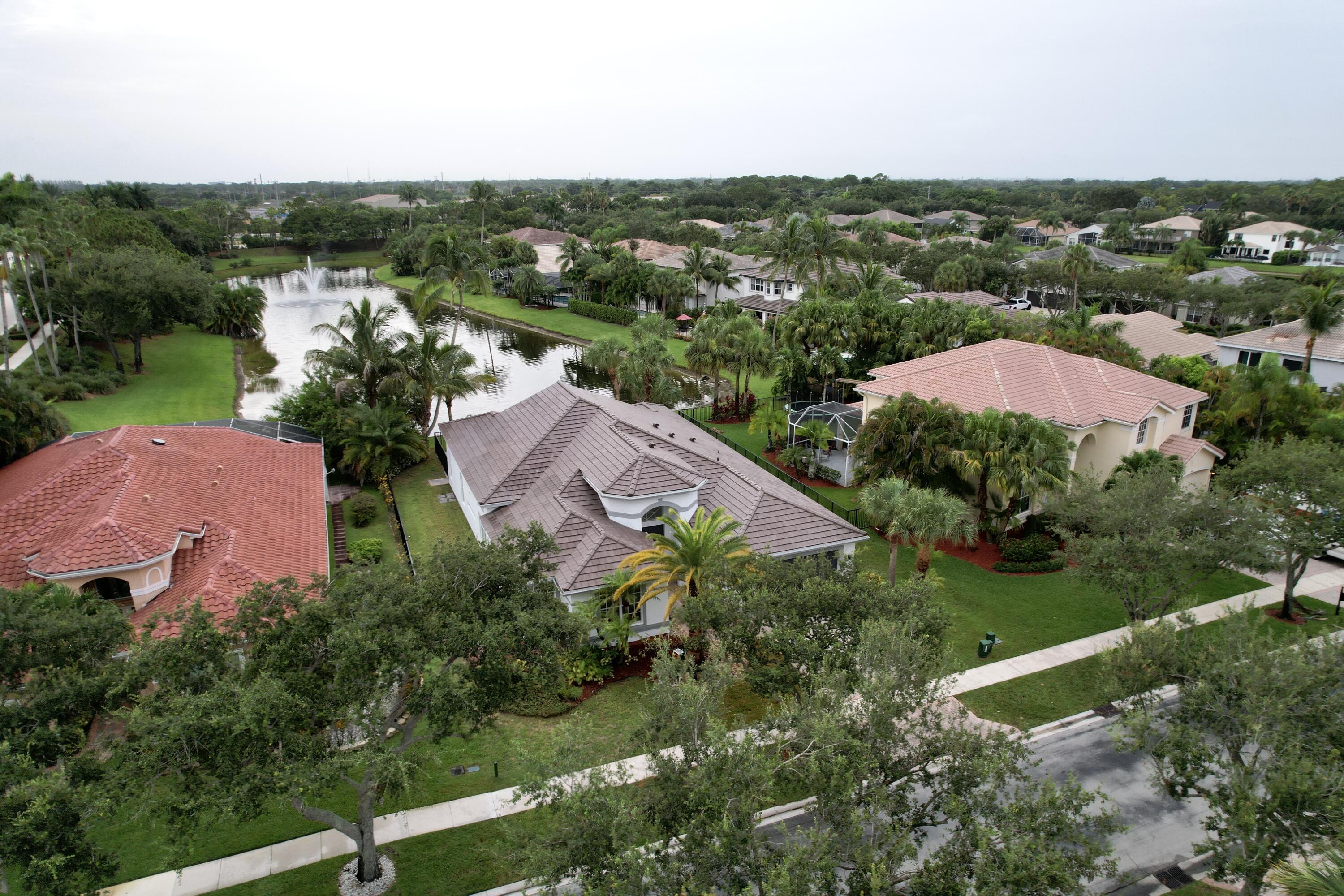 19428 Estuary Dr_43