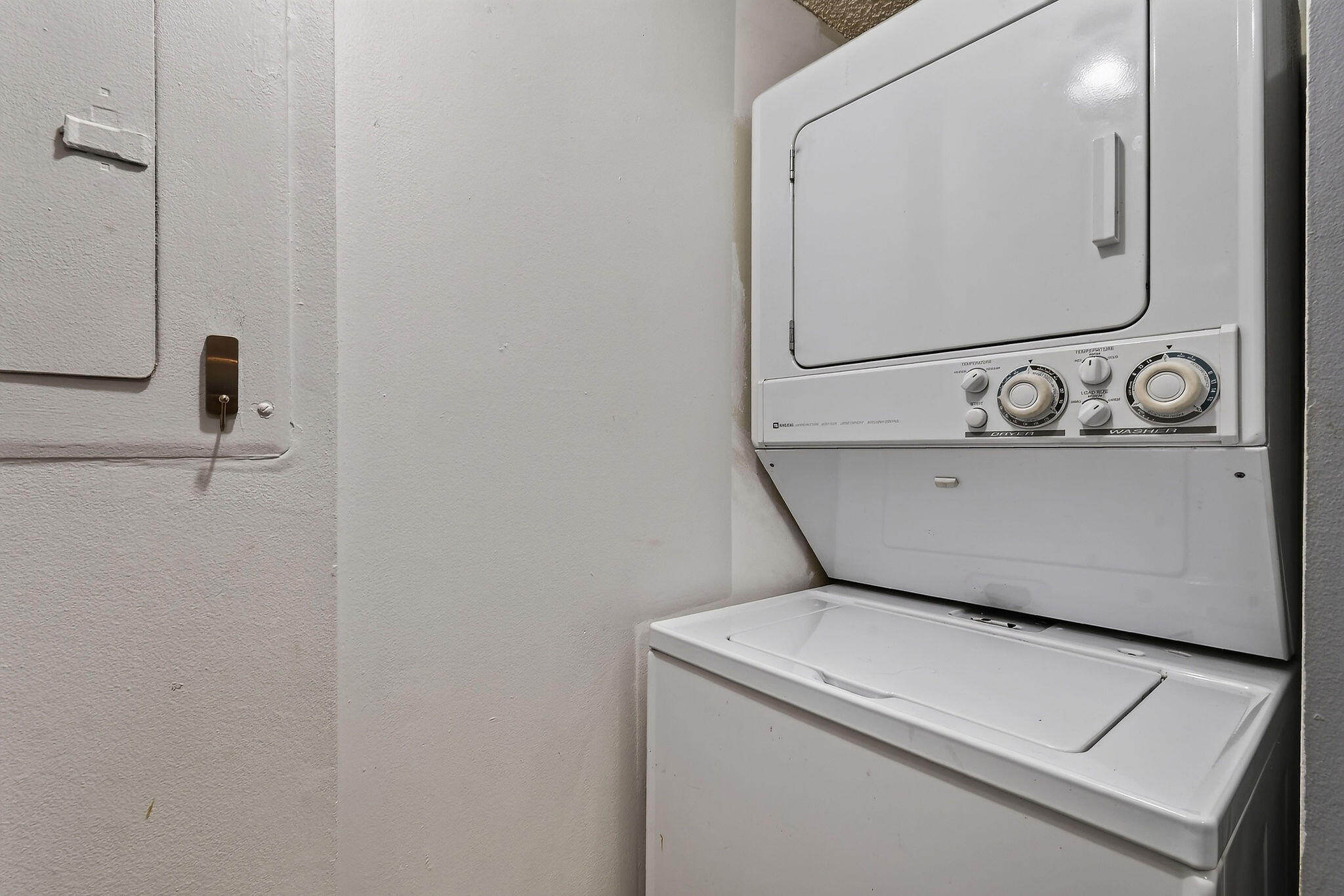 8387SECroftCir,UnitQ3(27)
