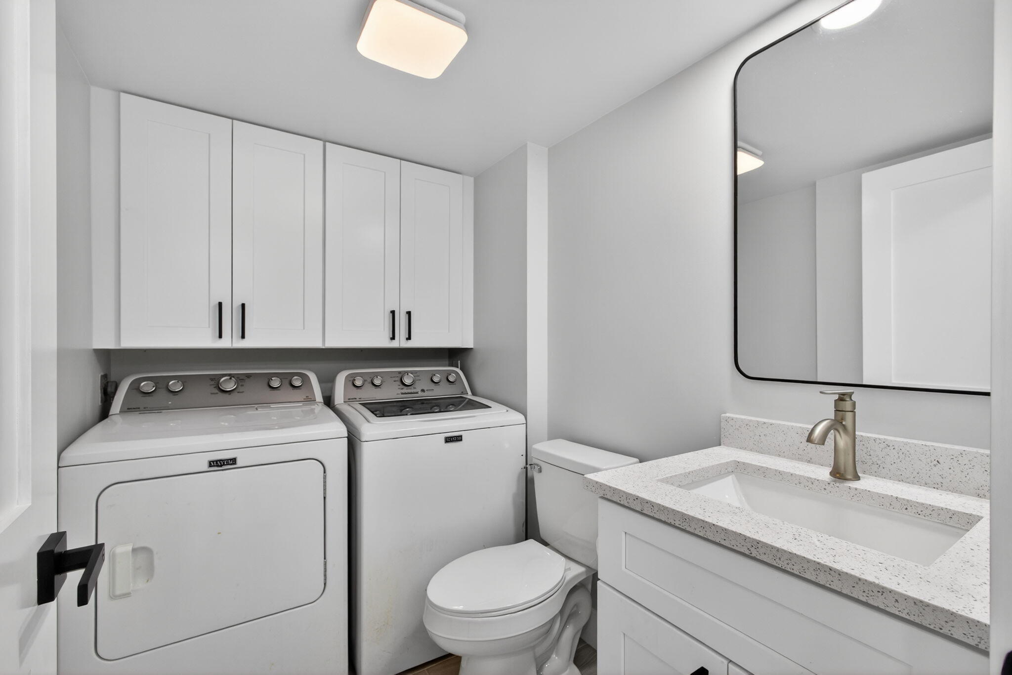 HALF BATH/ LAUNDRY