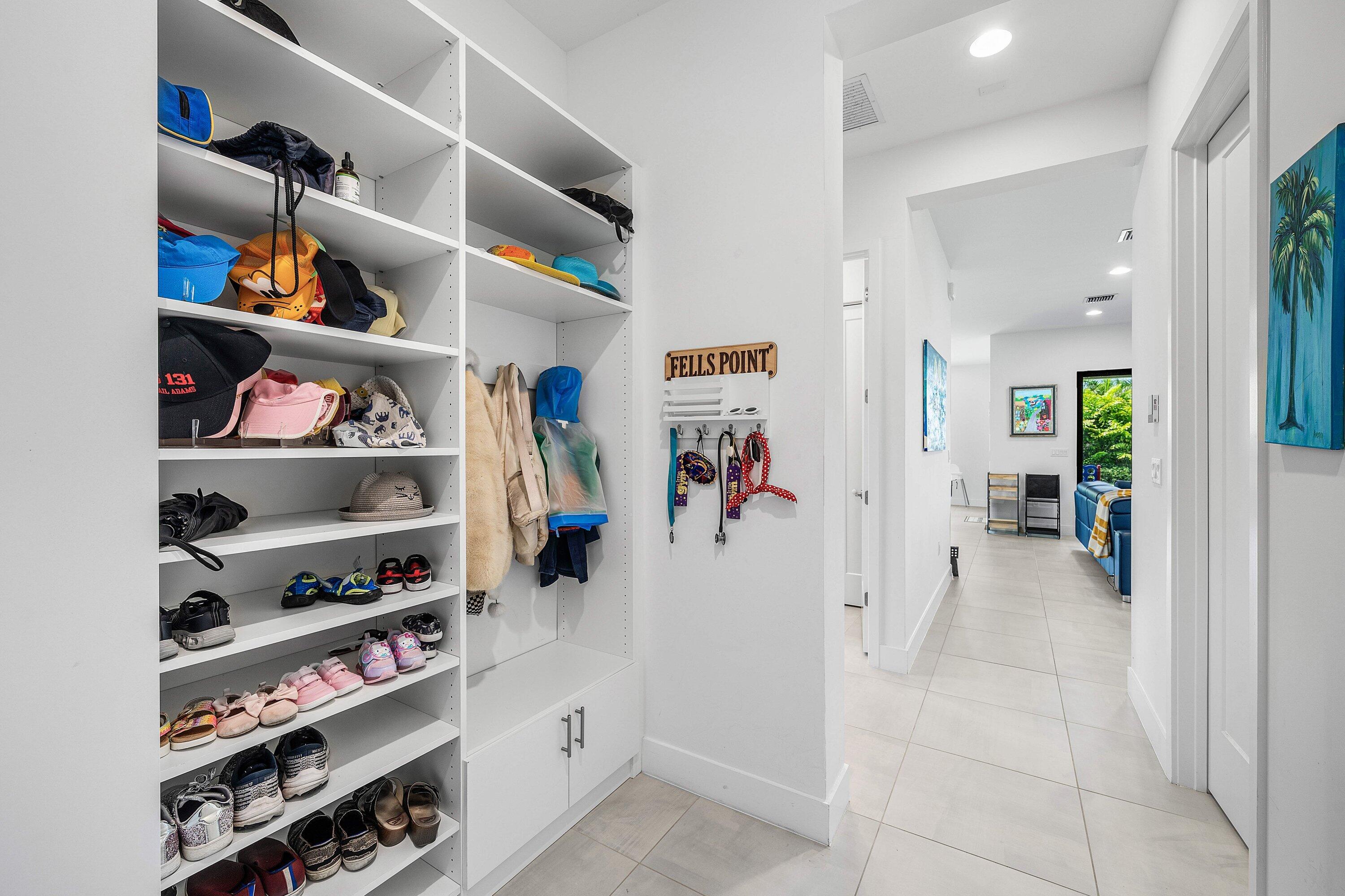 020-8381FishersIslandWay-BocaRaton-FL-33
