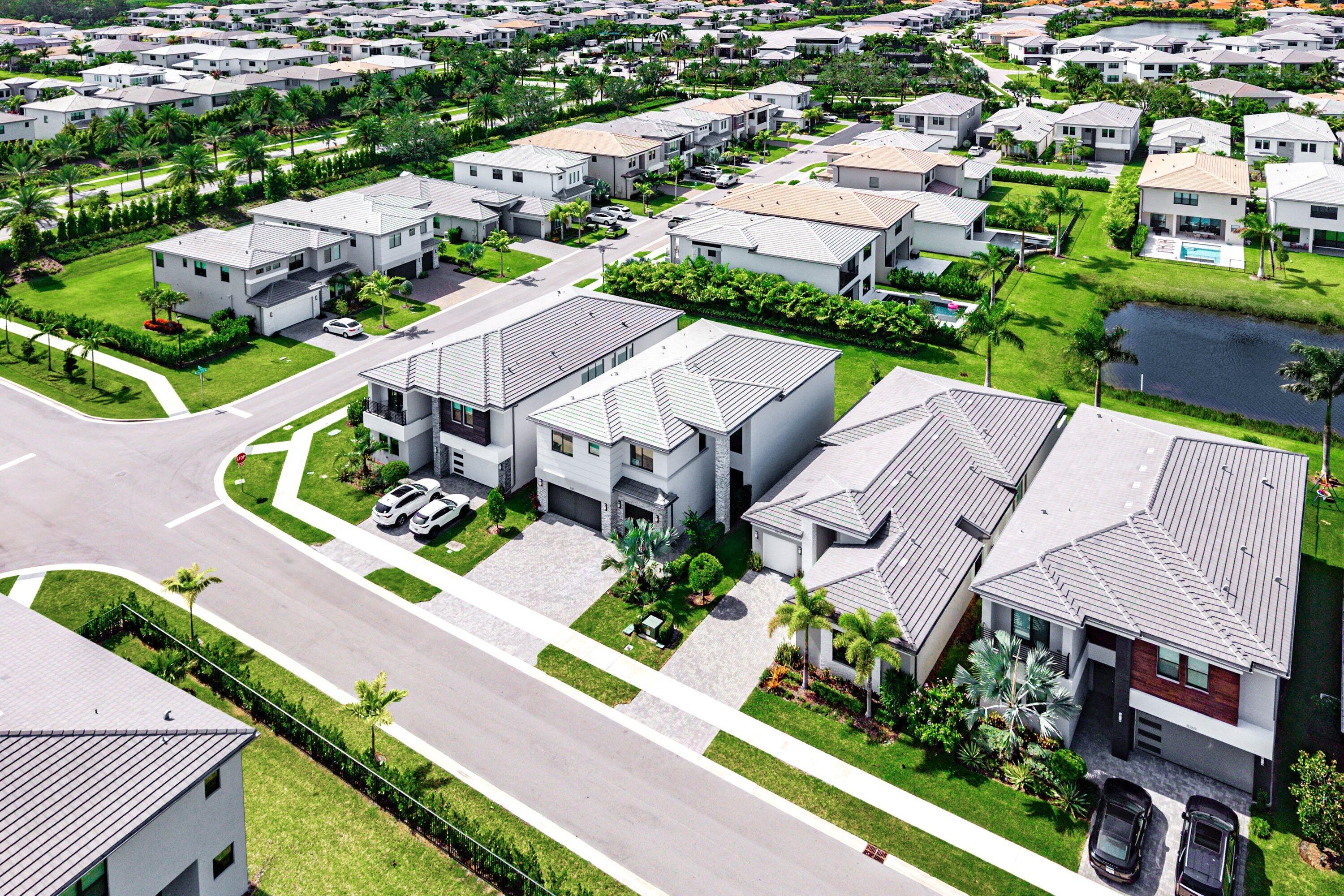 054-8381FishersIslandWay-BocaRaton-FL-33