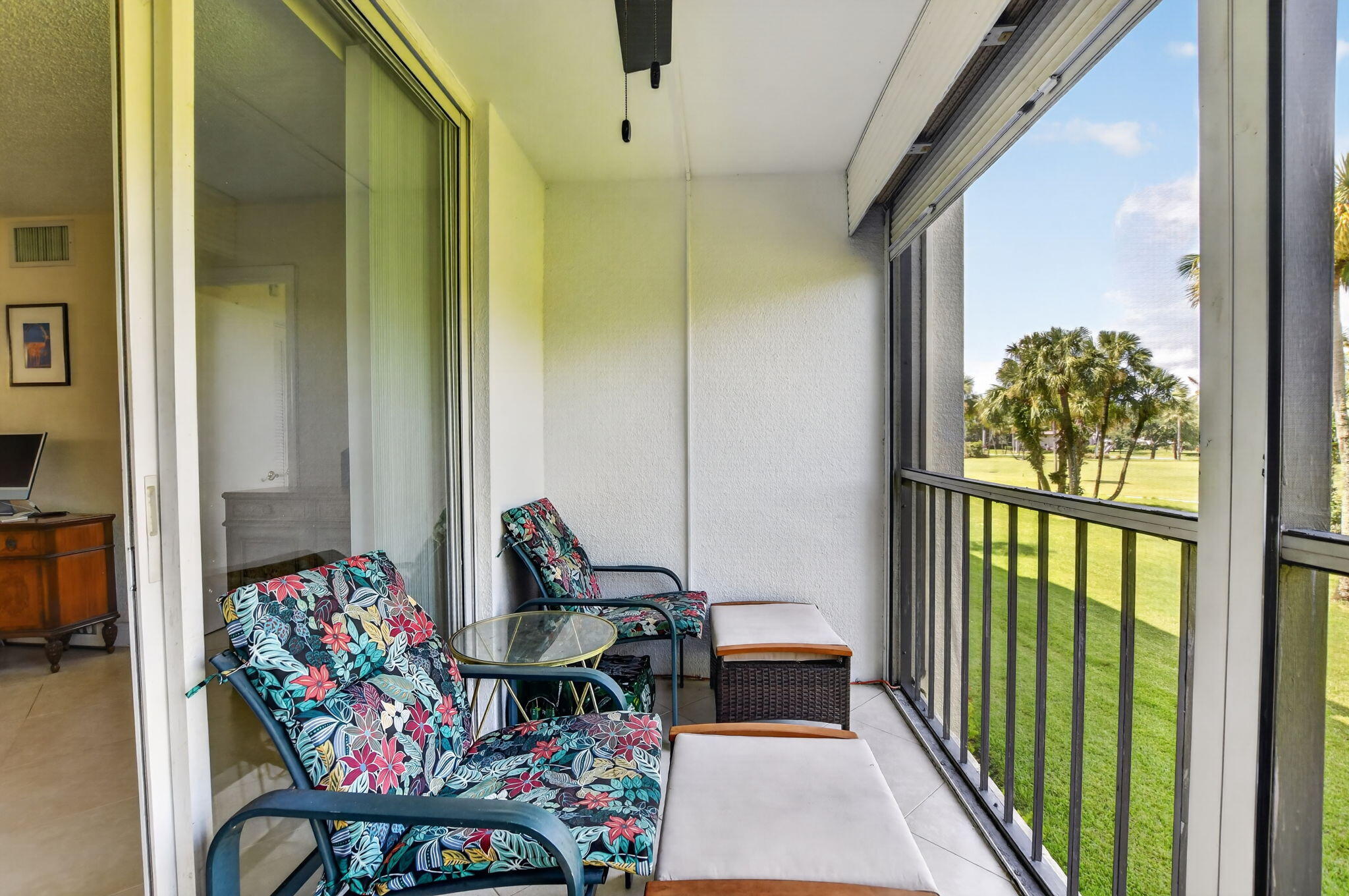 Screened in Balcony