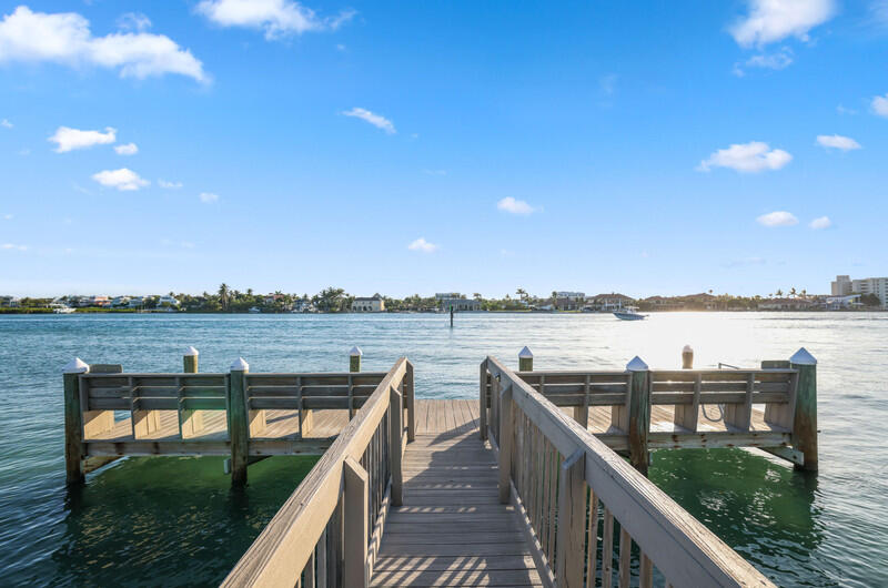 Day Dock