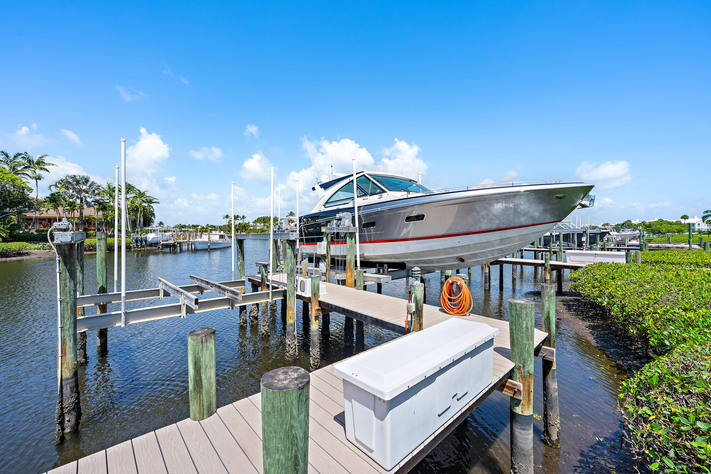 Dock