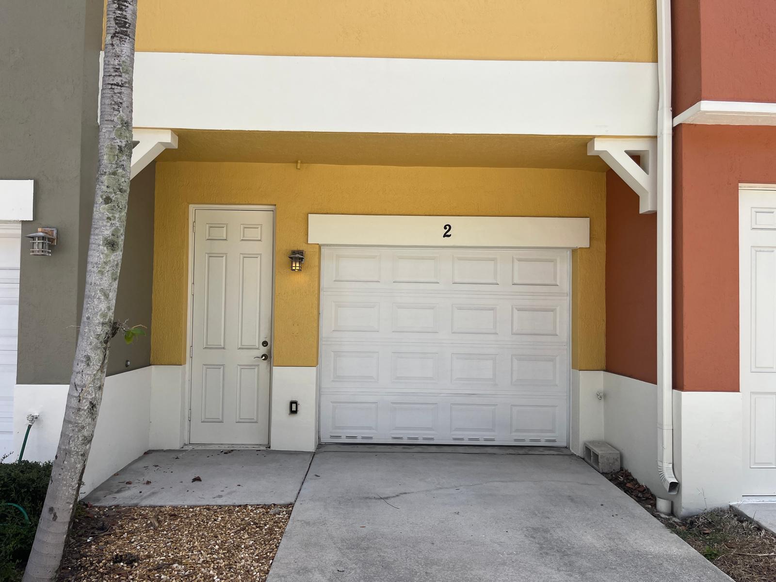 Garage Door Area
