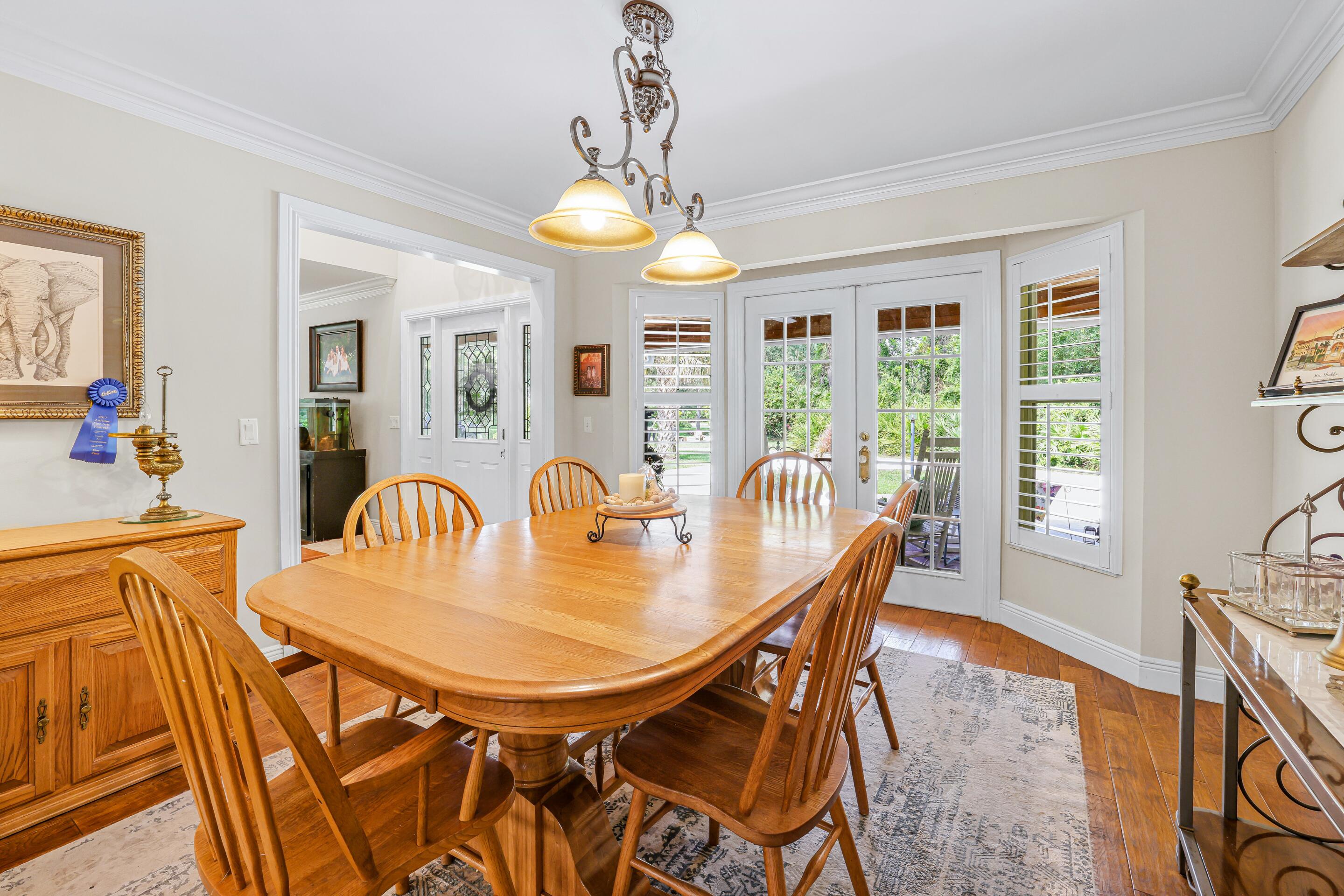 Formal Dining