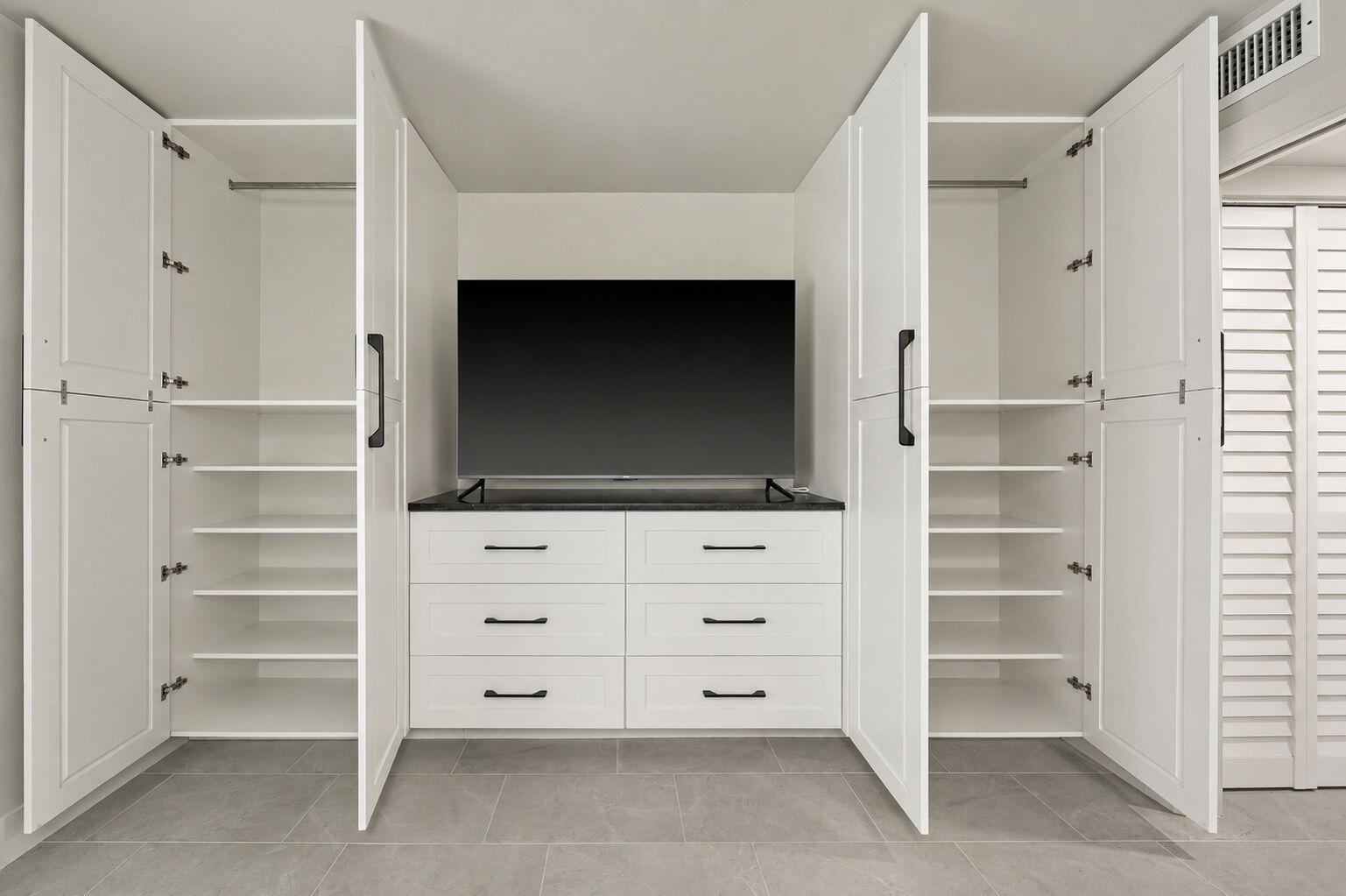 Cabinetry Closet System