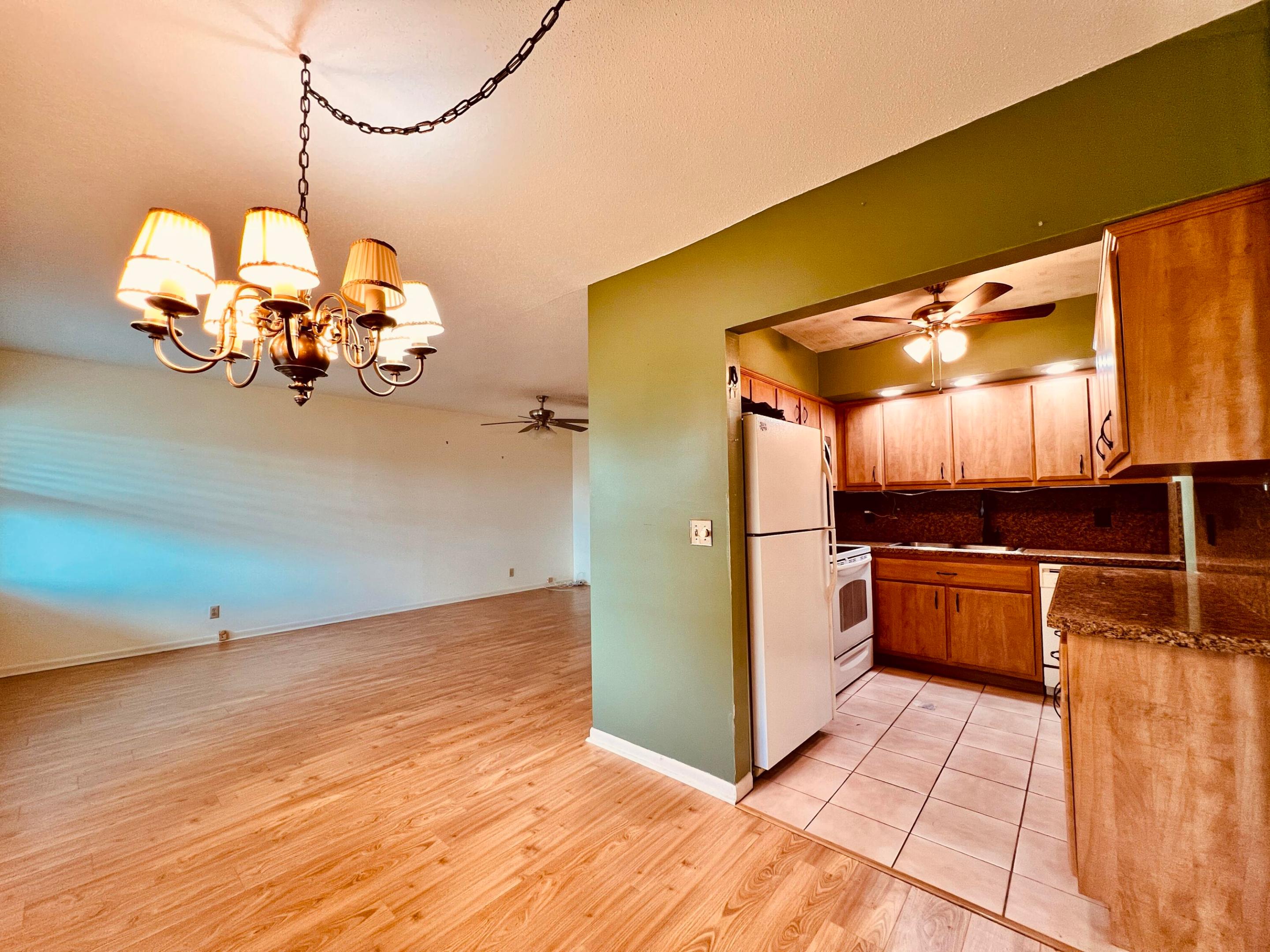 Lovely & Well Priced Two Bedroom, One Full Bath in 55+ Century Village! Lovely & Well Priced Two Bedroom, One Full Bath in 55+ Century Village!