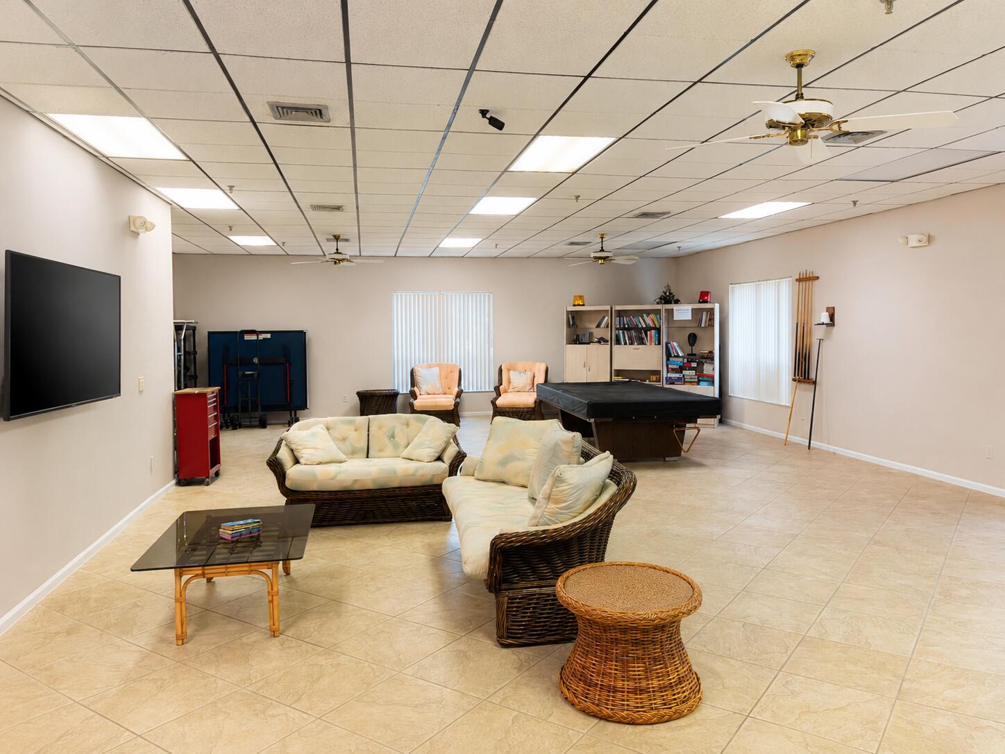 inside clubhouse done (1)