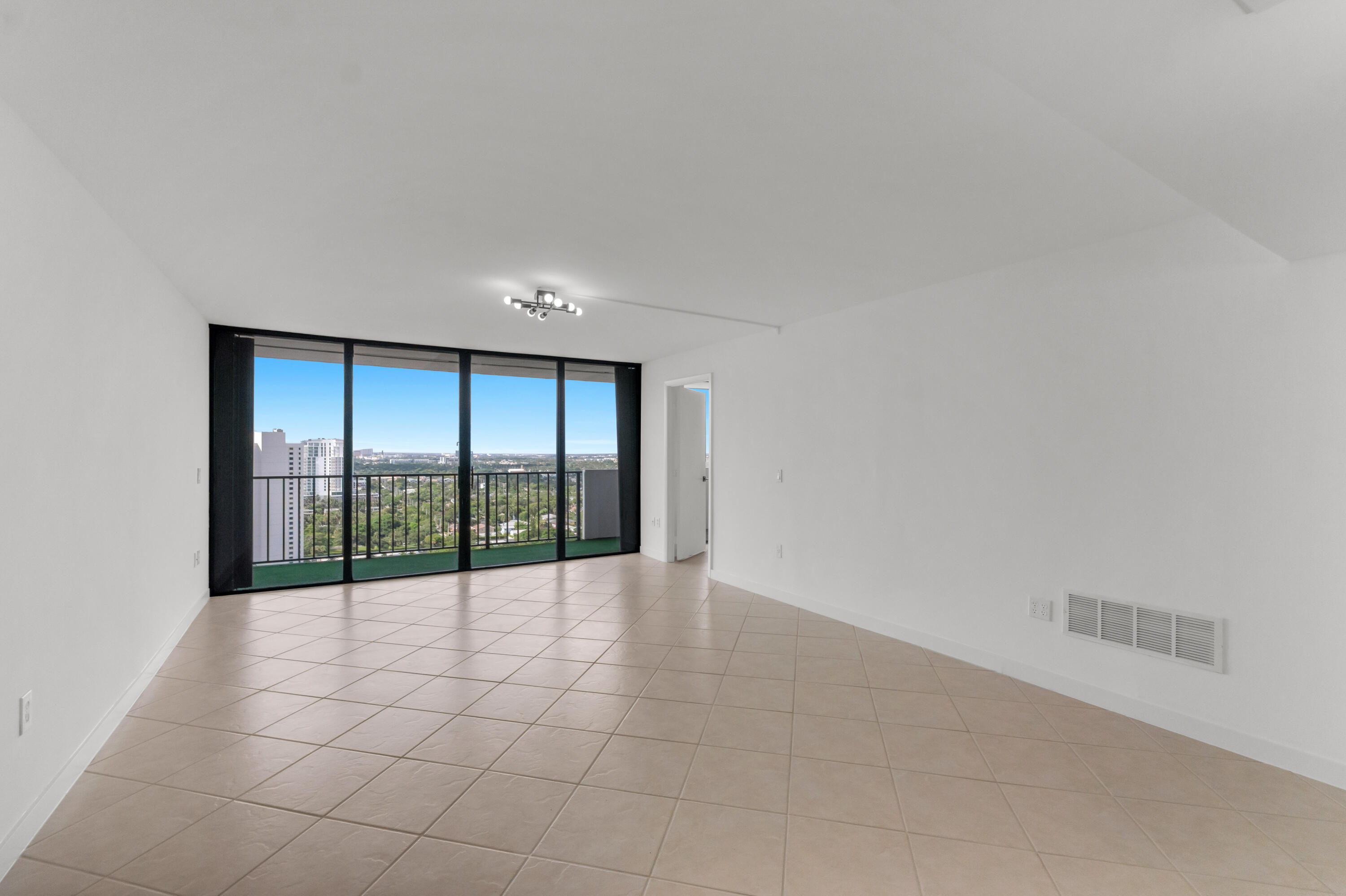 5600 N Flagler Dr u2504-9