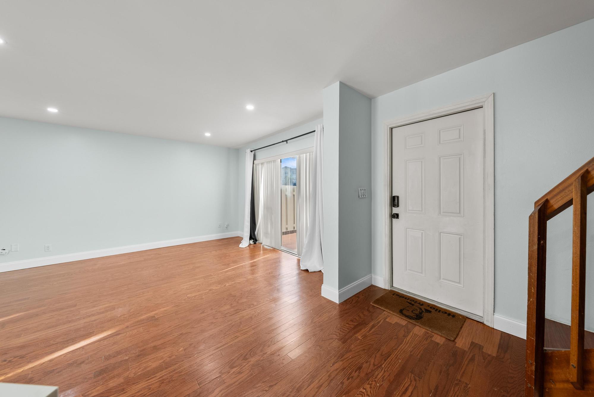 169 Seabreeze Circle-13