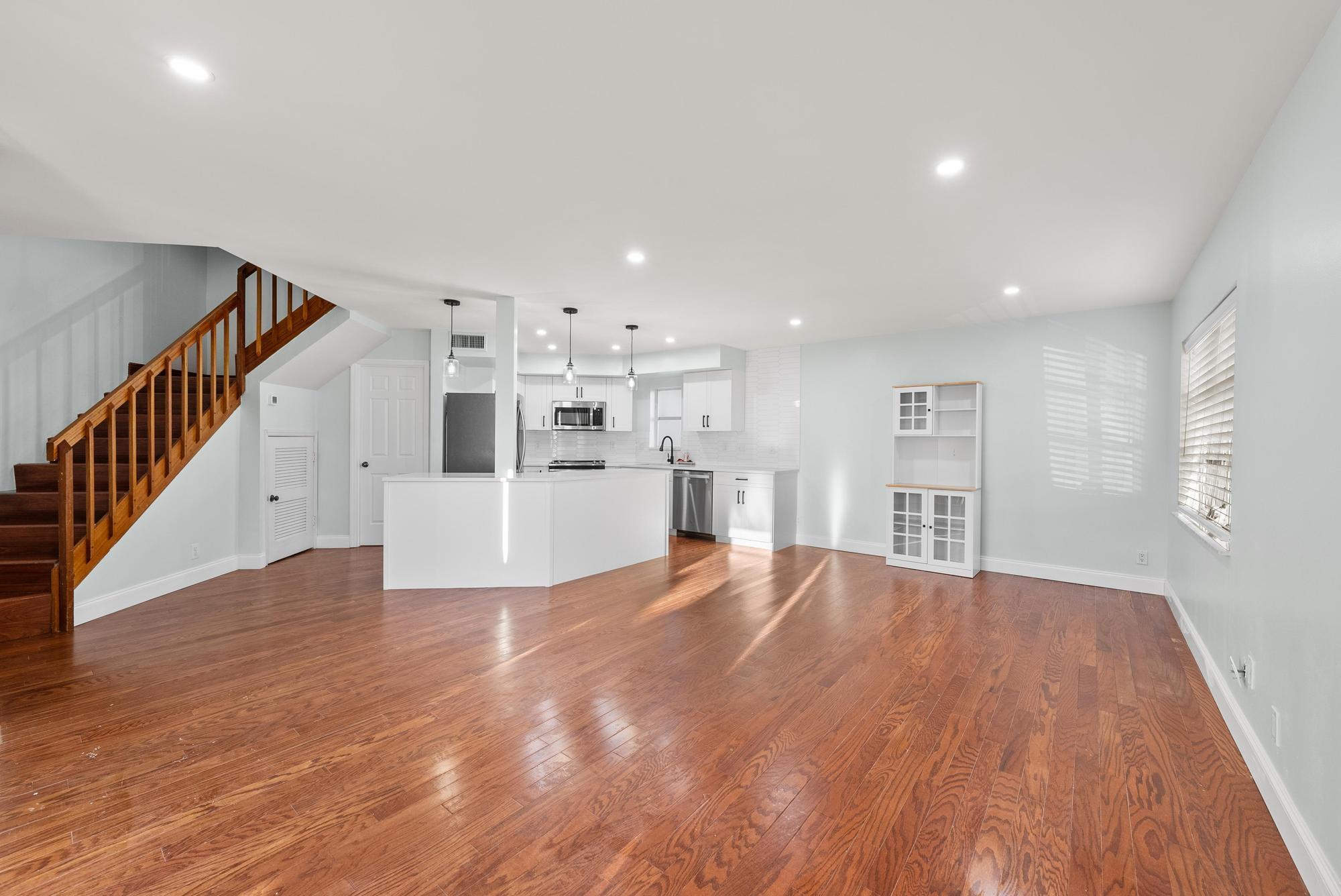 169 Seabreeze Circle-9