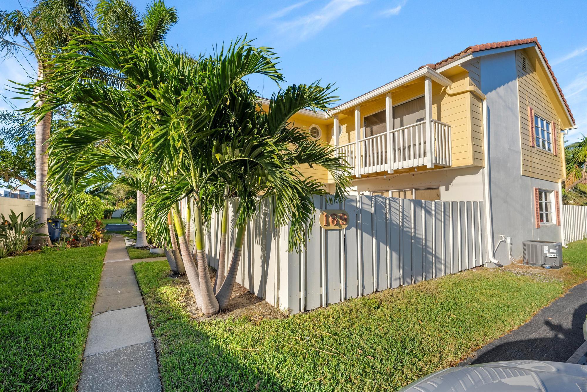 169 Seabreeze Circle-1