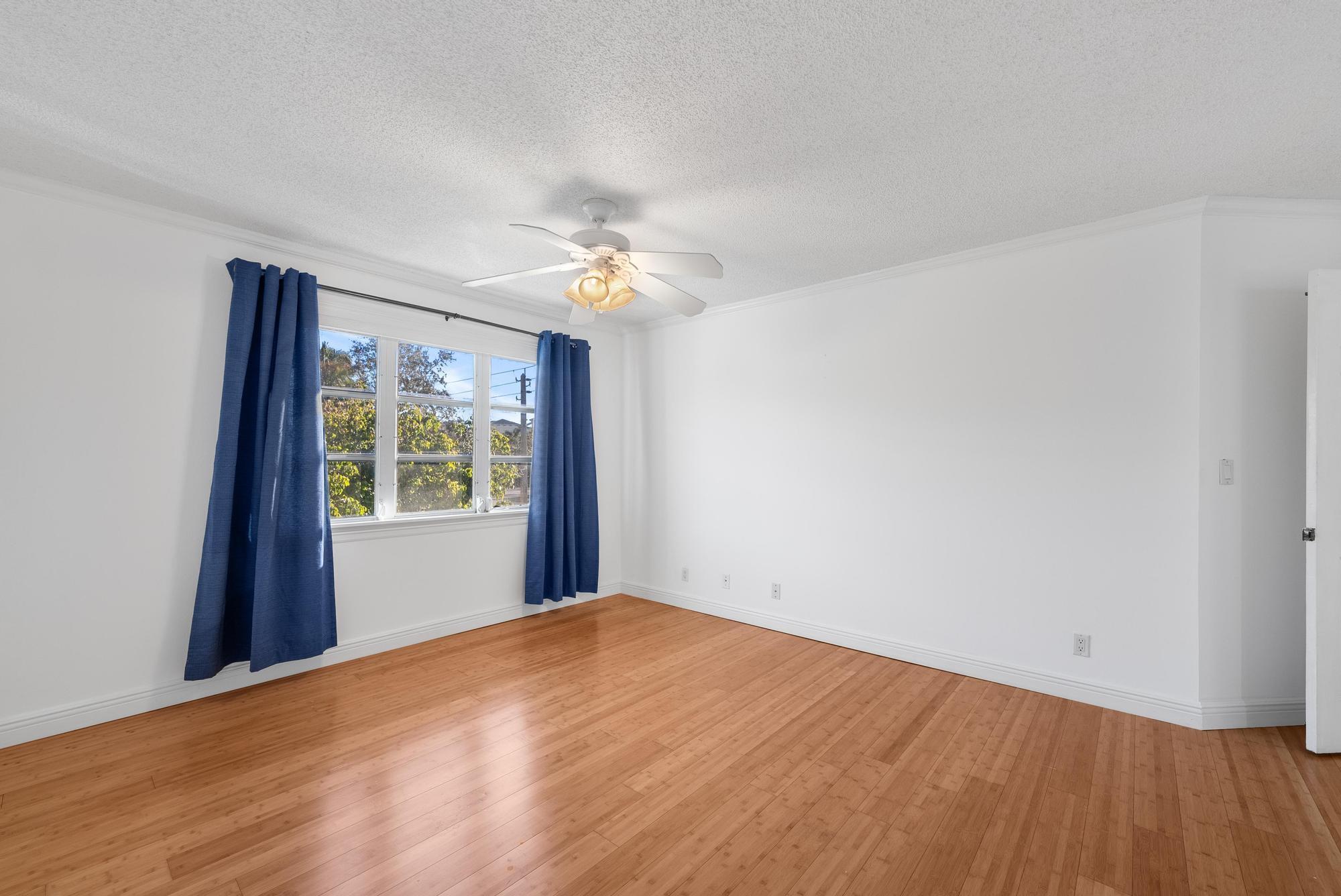 169 Seabreeze Circle-15