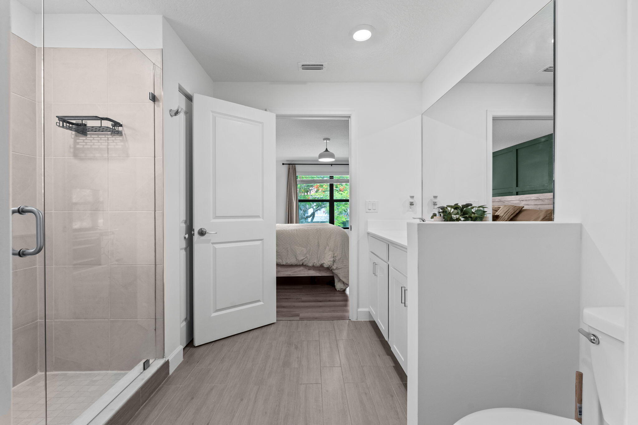 25-web-or-mls-A7400051