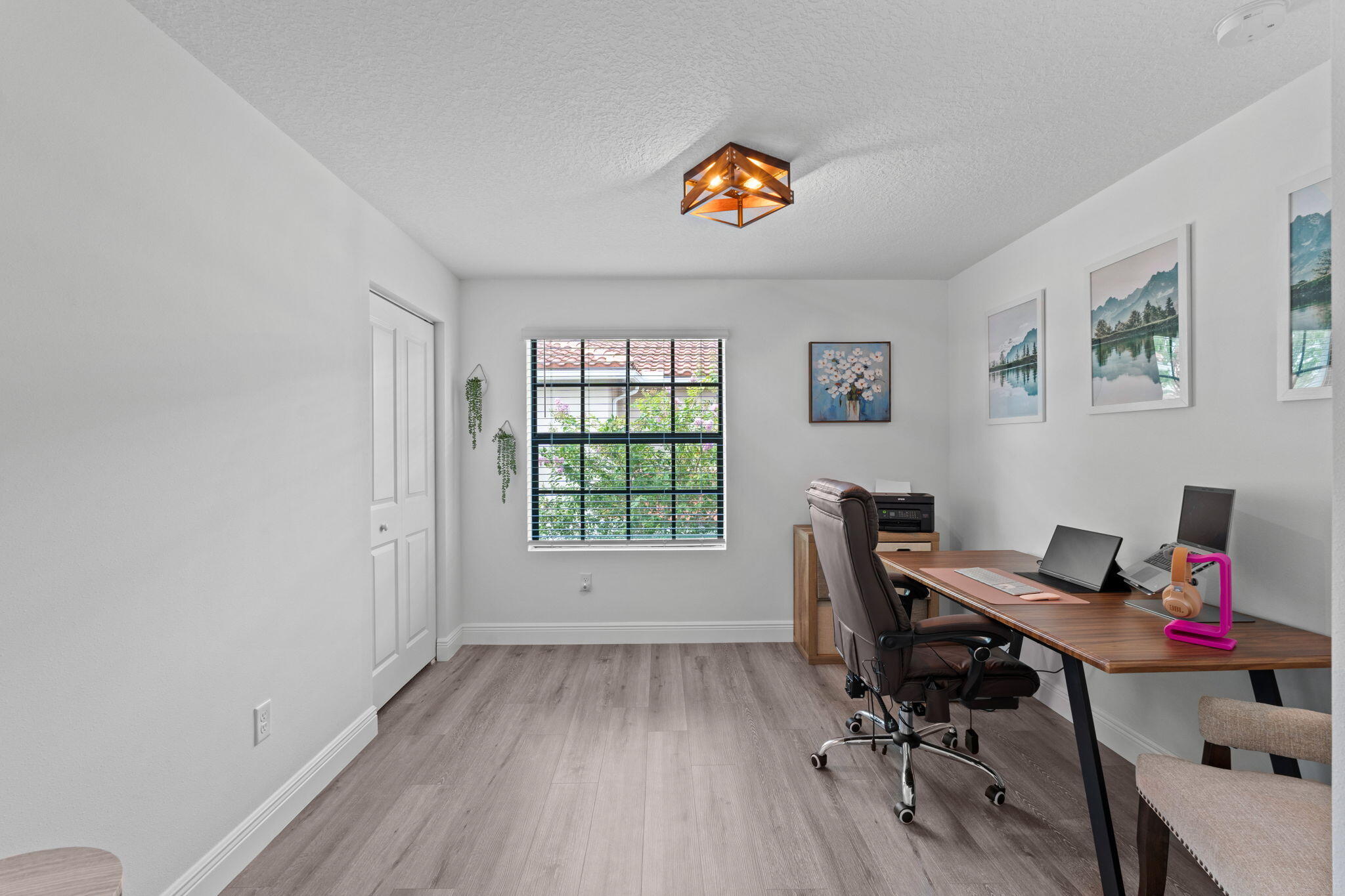 27-web-or-mls-A7400069