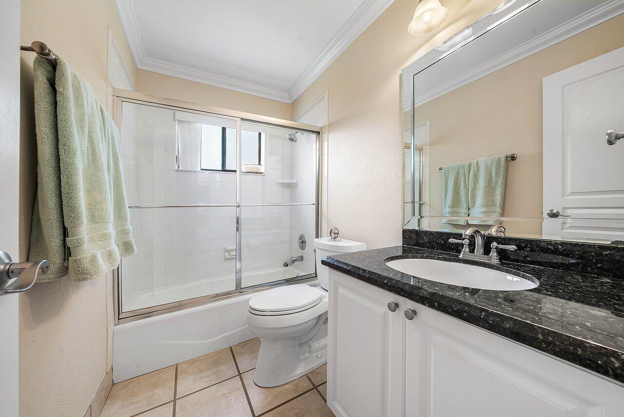 017-2371Northwest30thRoad-BocaRaton-FL-3