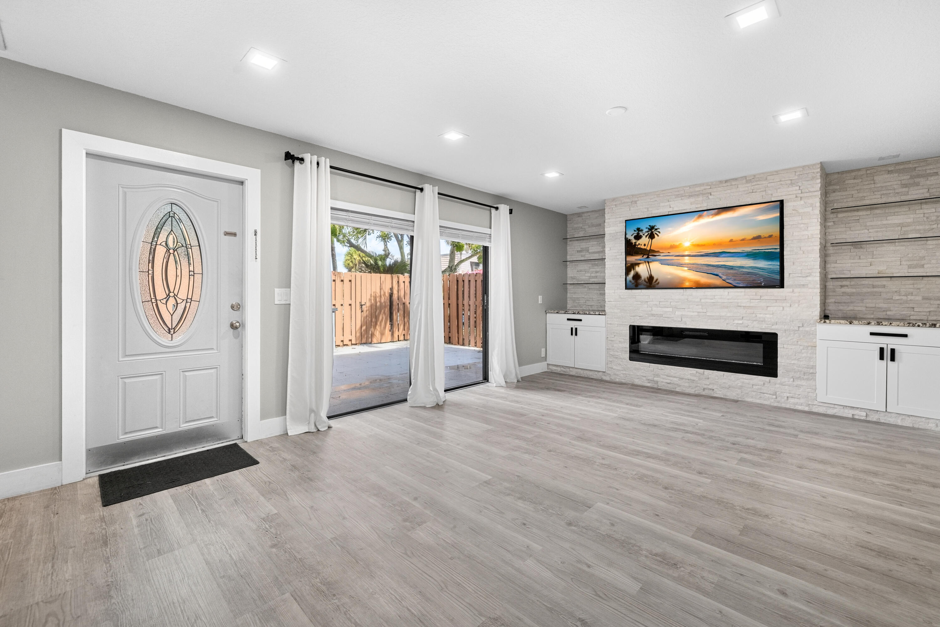 326 Jup Lks Blvd R-9257