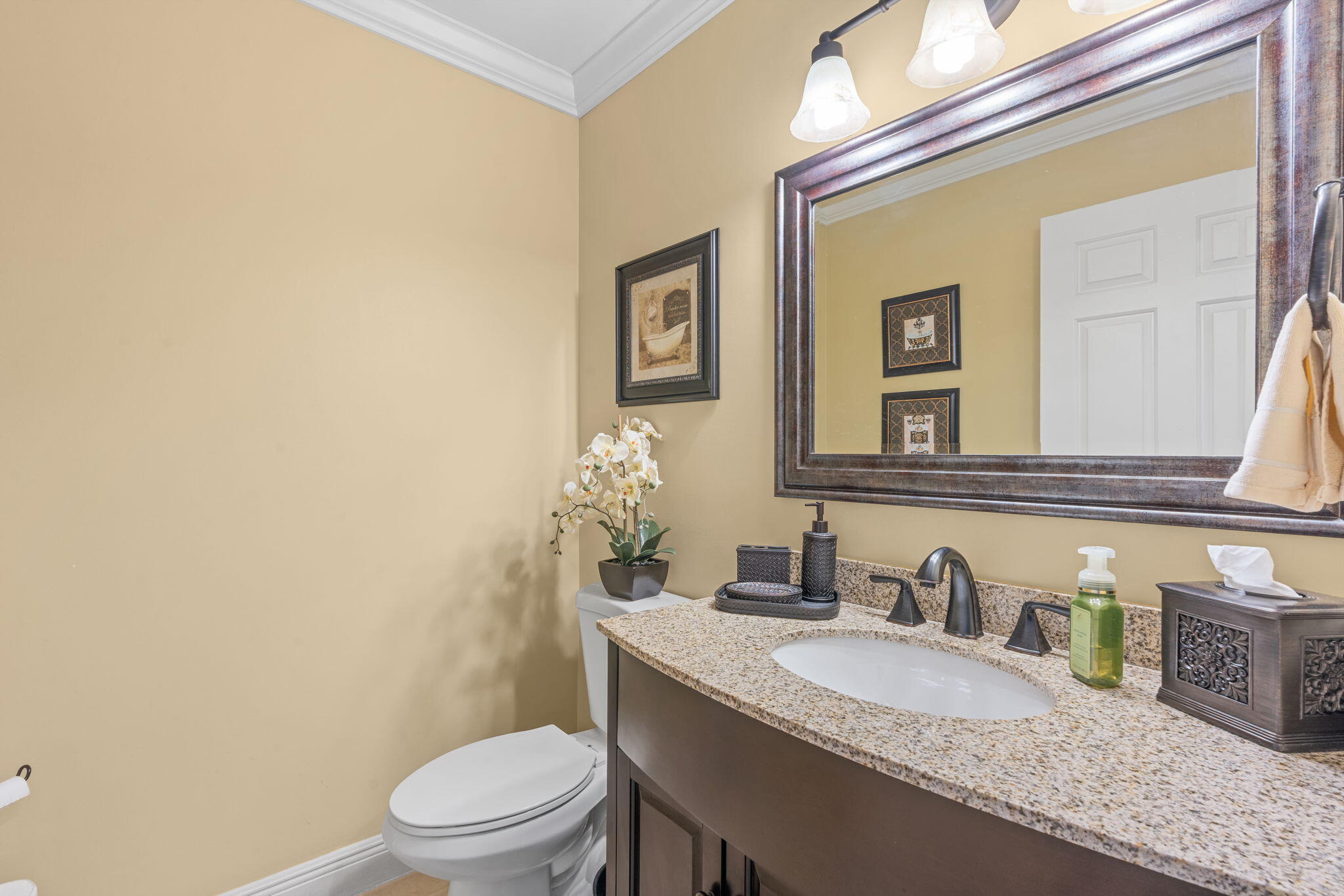 23-web-or-mls-8663 NW 50th Dr Coral Spri