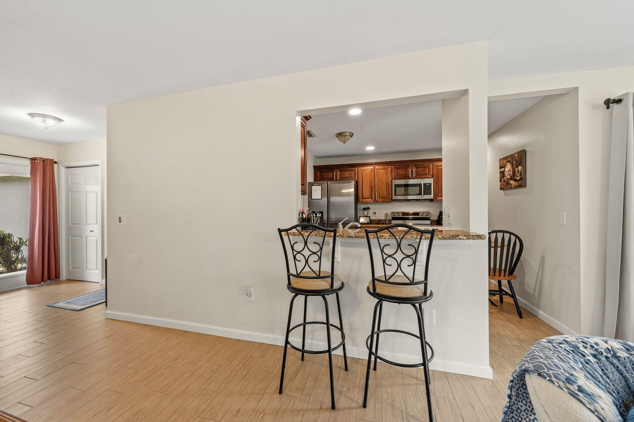 17-web-or-mls-DSC00146 17-web-or-mls-DSC00146