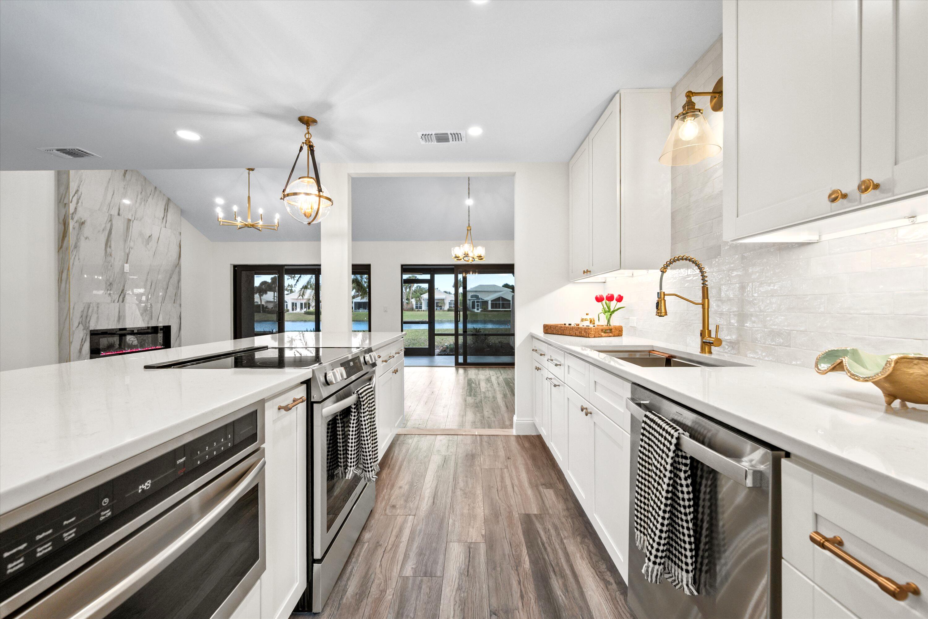 3733 Cape Pointe Cir (7) 3733 Cape Pointe Cir (7)