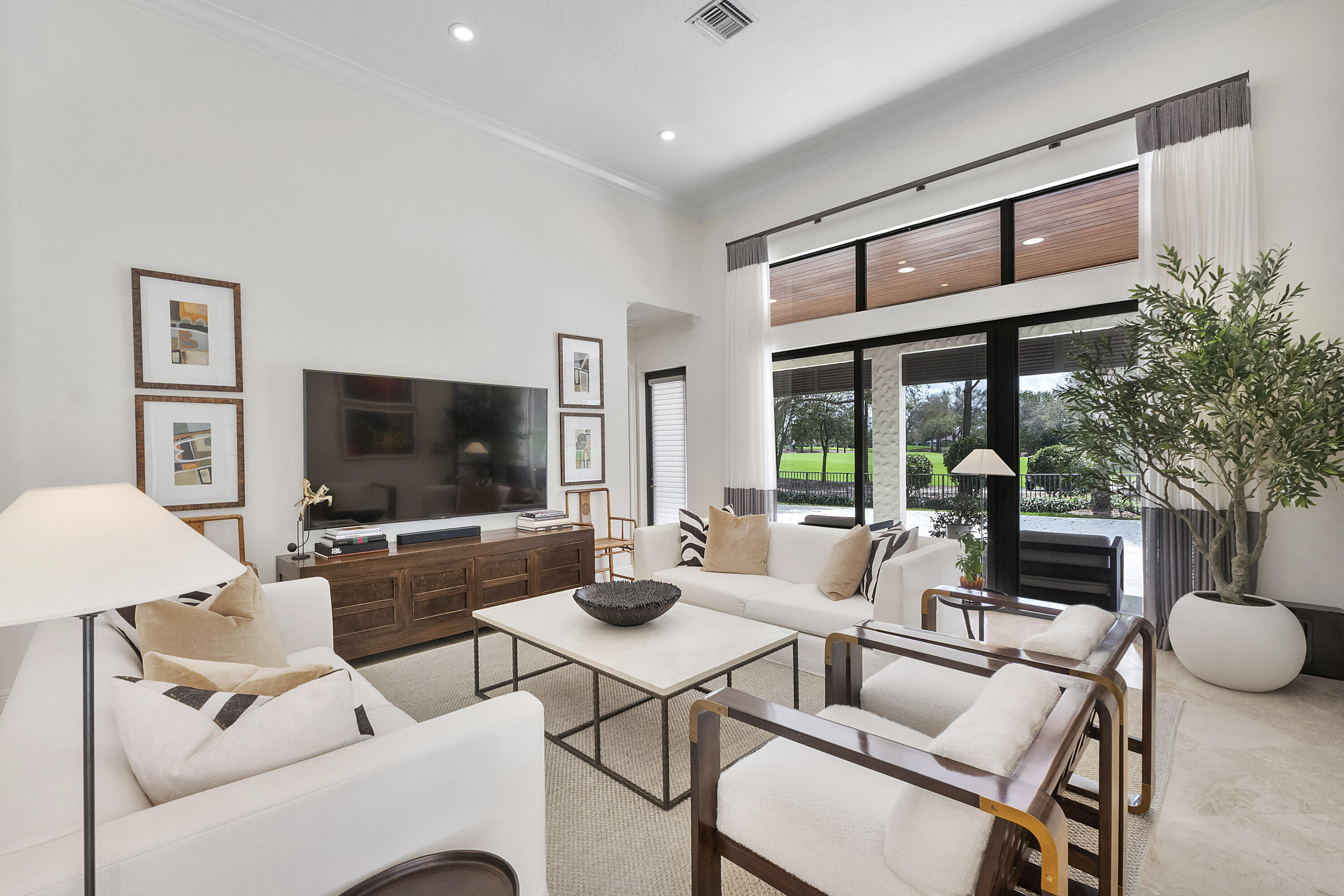 9840 Bay Leaf Ct_030