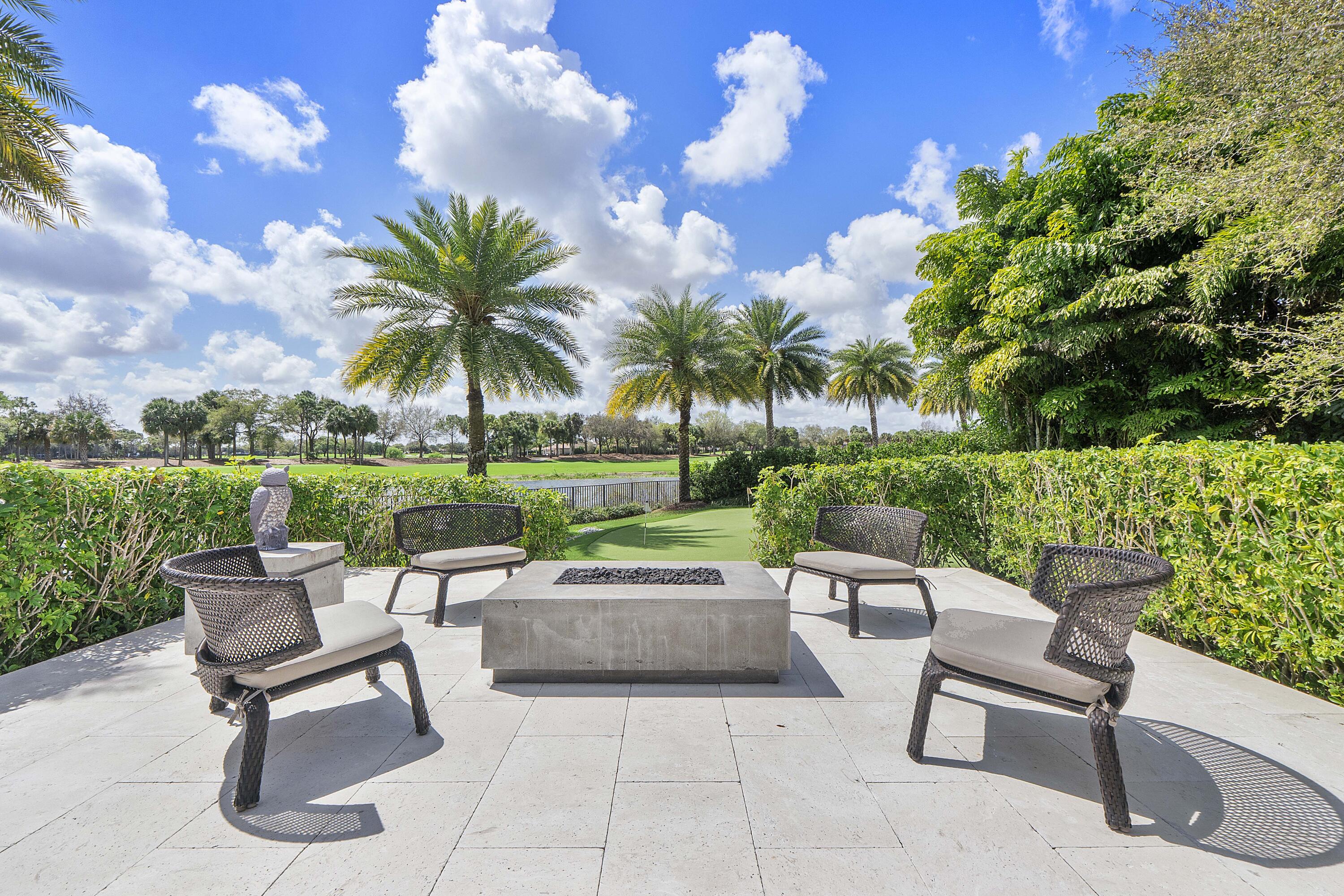 9840 Bay Leaf Ct_070