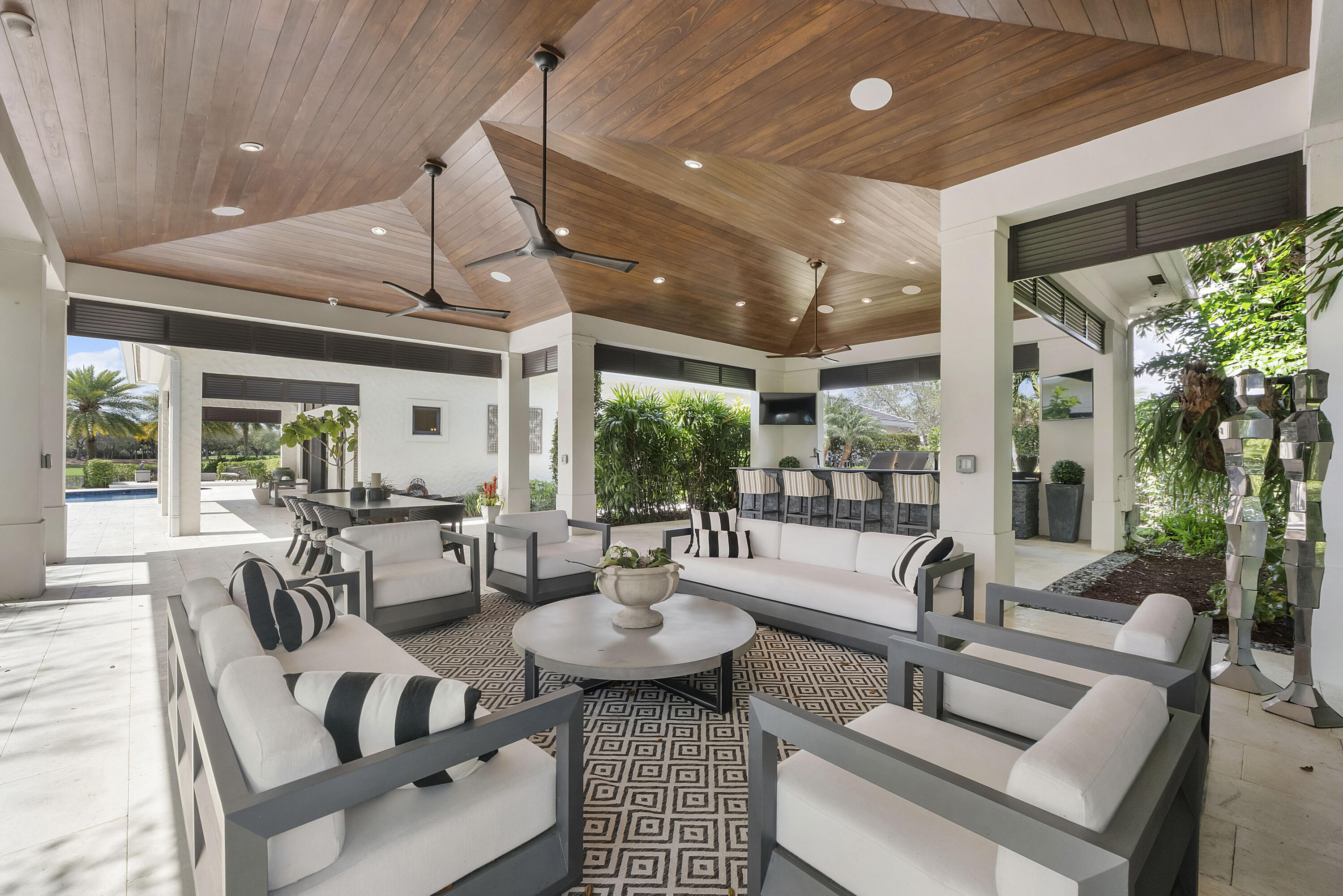 9840 Bay Leaf Ct_062