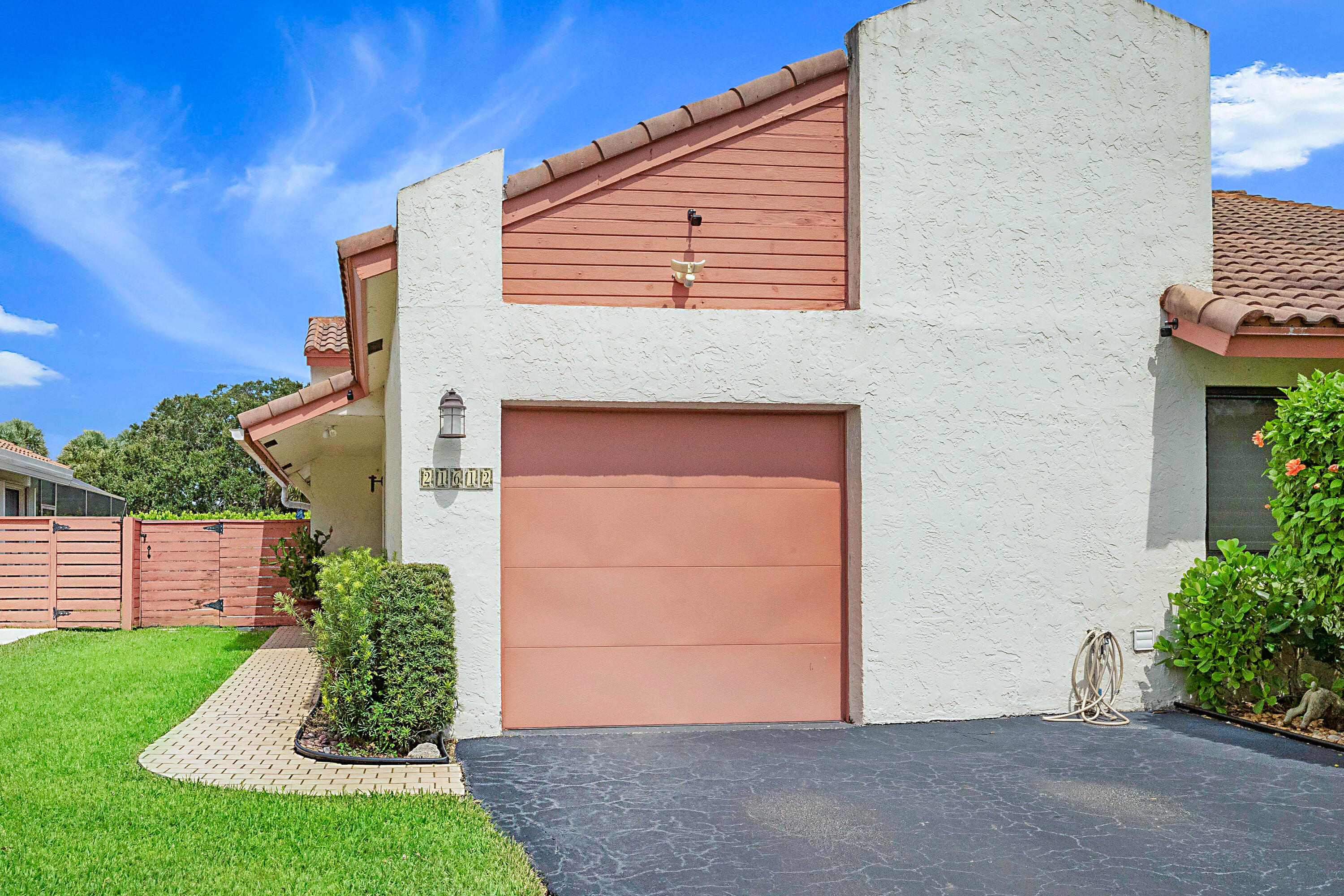 21612 Casa Monte Court-36