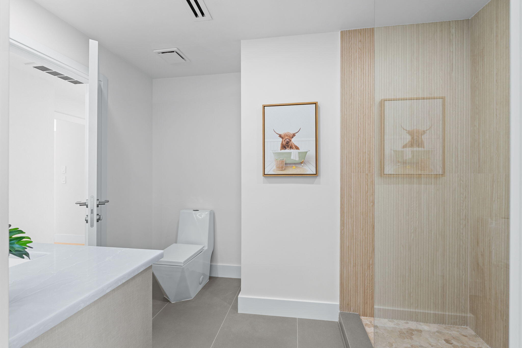 guest bathroom 1