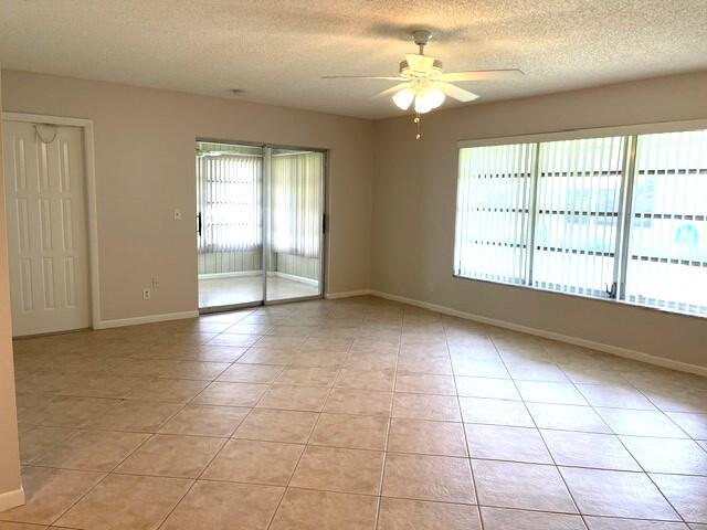 Living and Florida room view