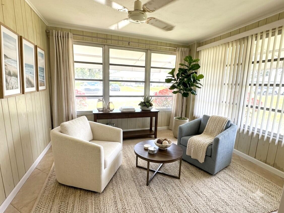 AI staged the Florida room AI staged the Florida room