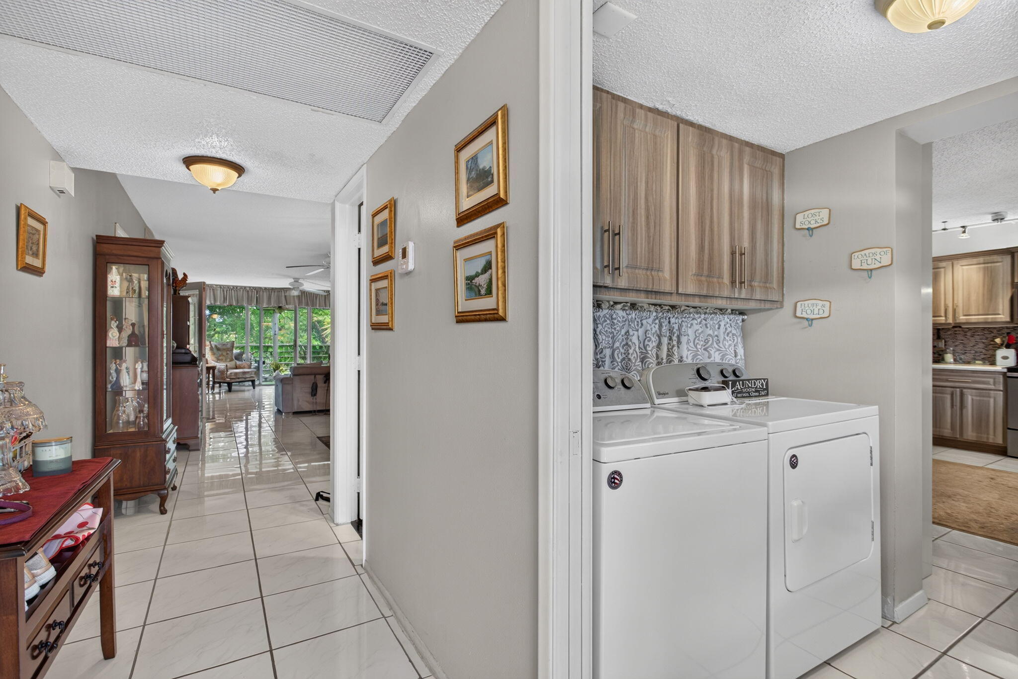 5-web-or-mls-806-8703