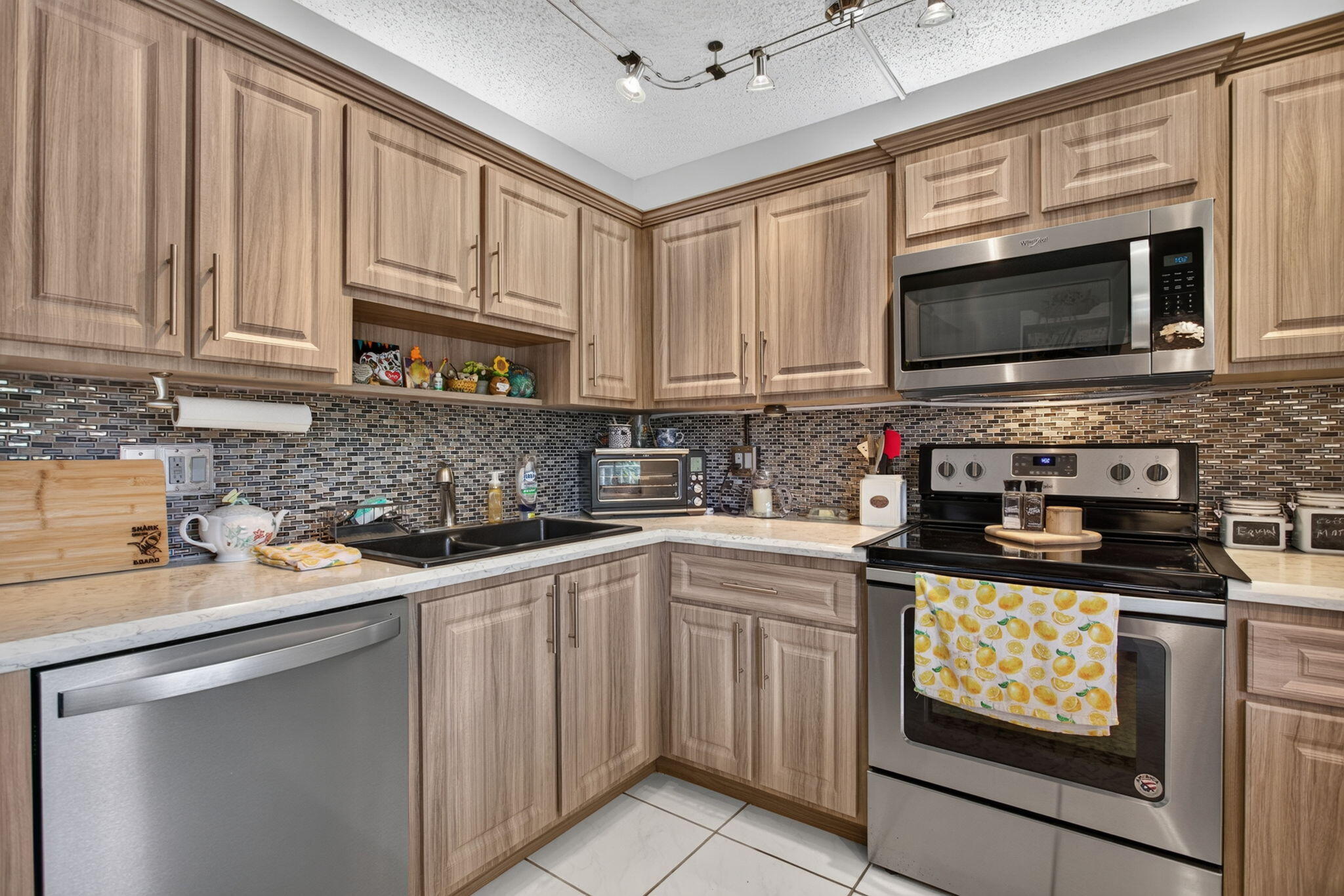 9-web-or-mls-806-8721